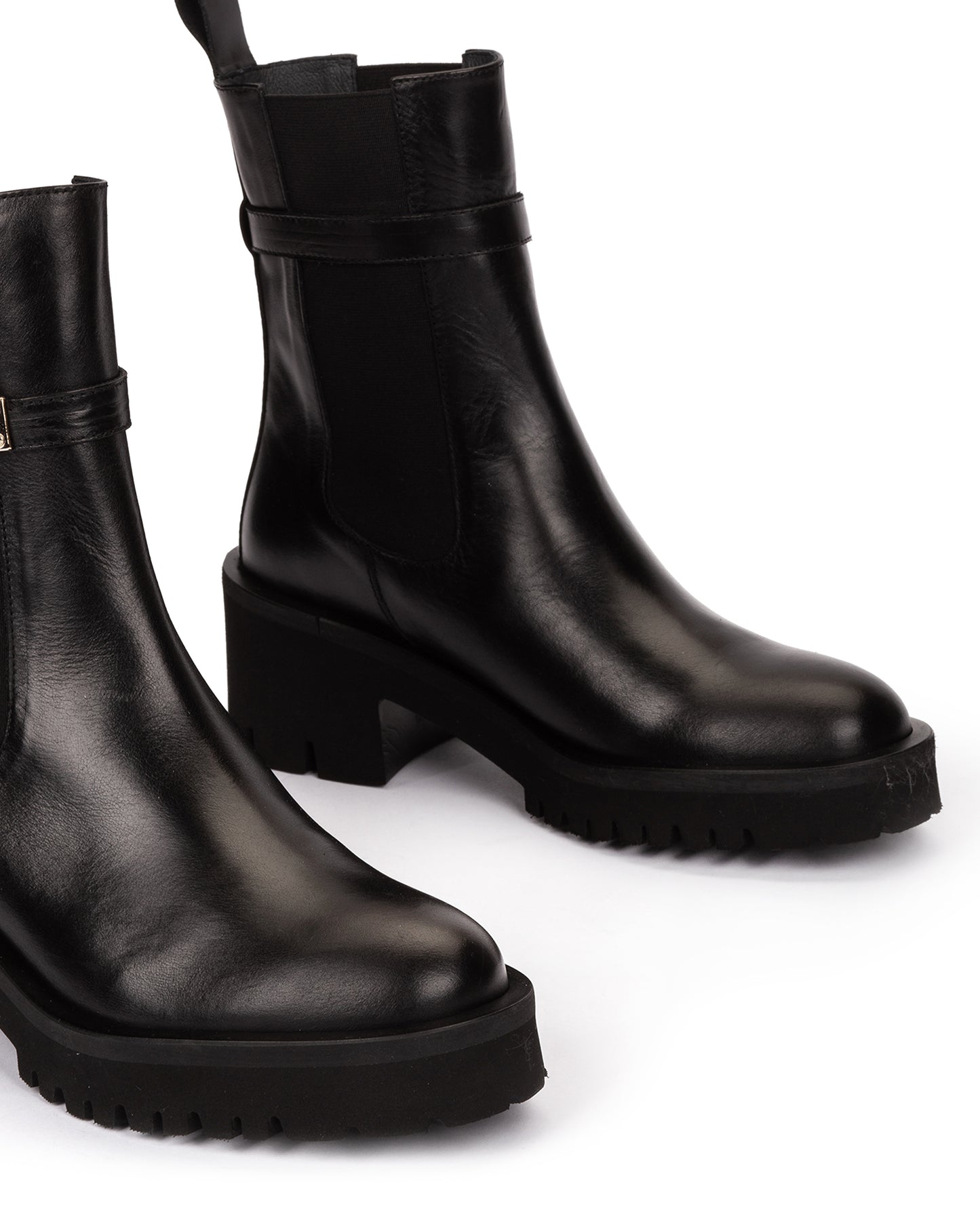PM 29286 TORO buckle trim chelsea boot