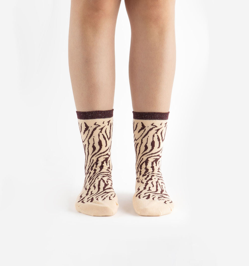 V 9125134 zebra pattern socks burdeos