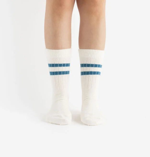 V 9125143 cashmere cream blue stripe