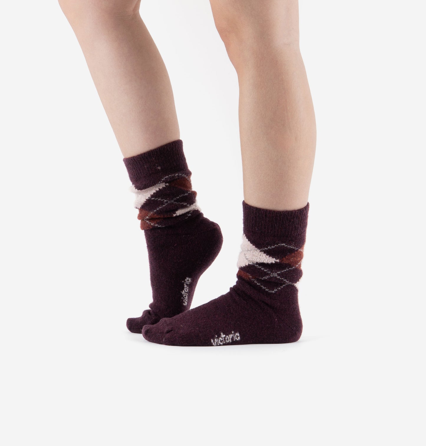 V 9126041 diamond pattern wool socks burgundy