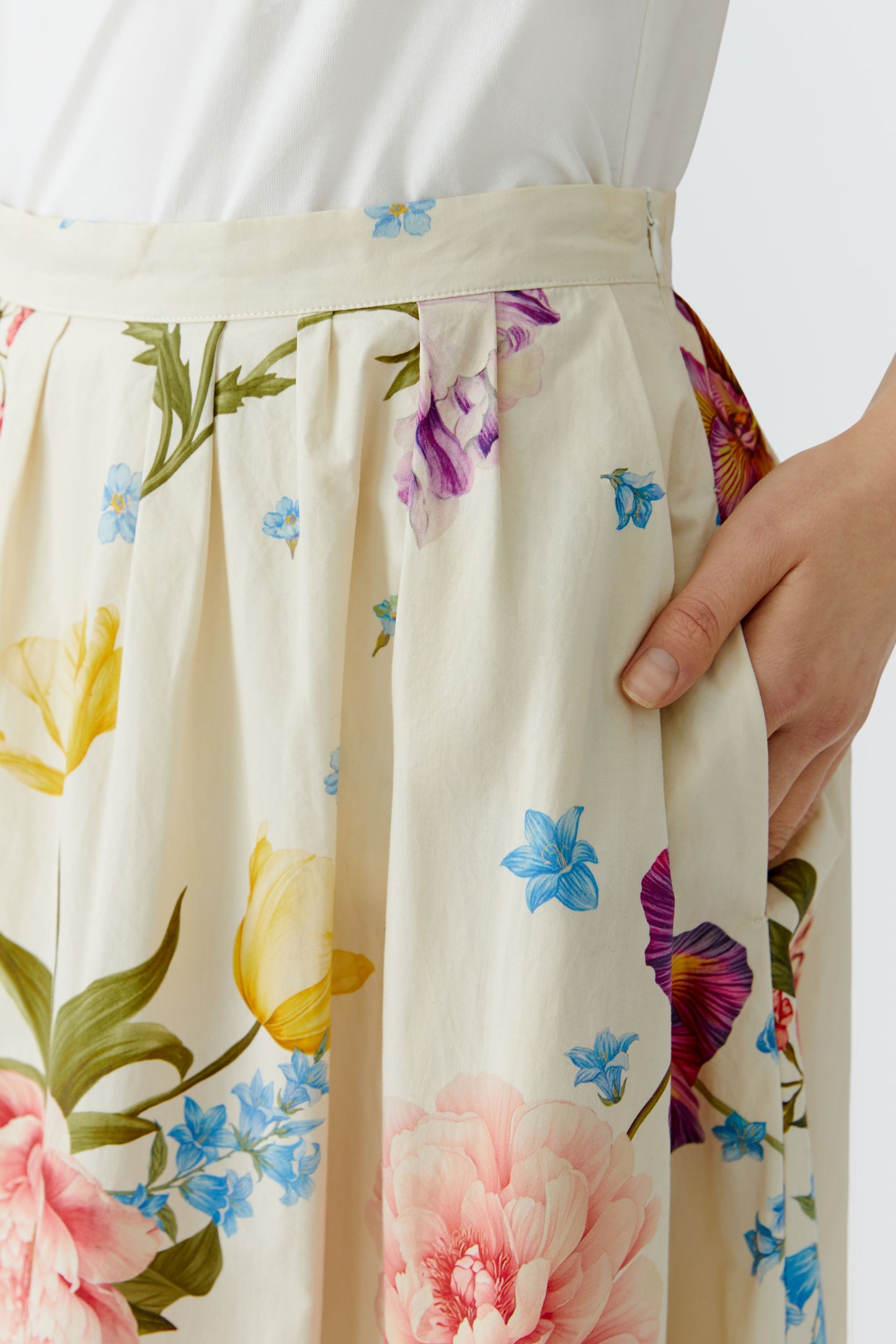 O 97098 Floral printed cotton dirndl skirt