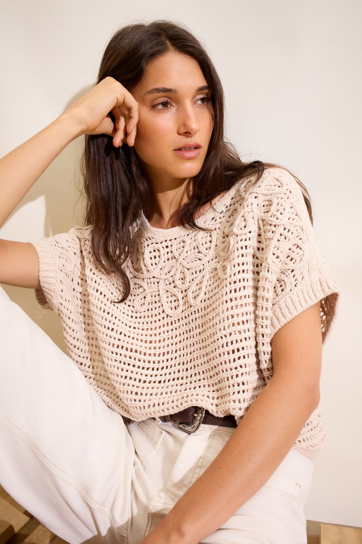O 97438 Open decorative knit s/s top