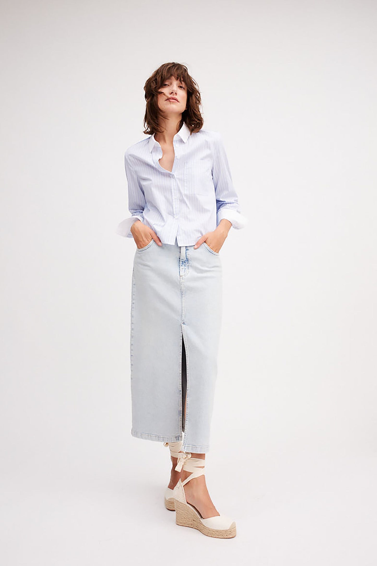 O 86729 Denim blue split front skirt maxi