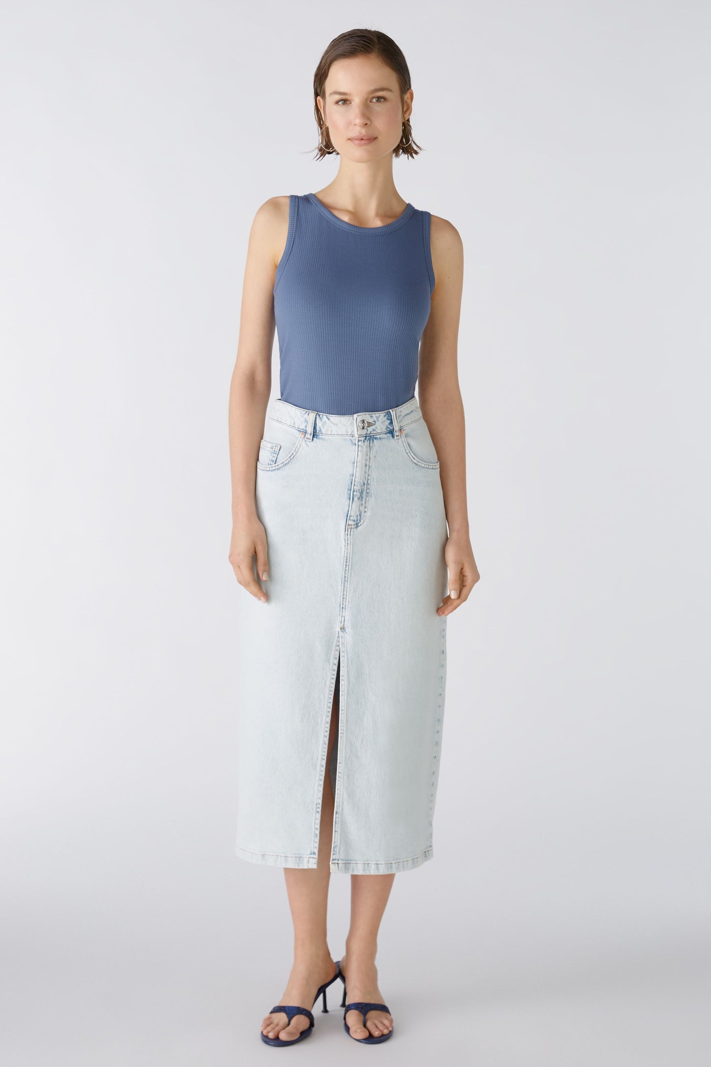 O 86729 Denim blue split front skirt maxi