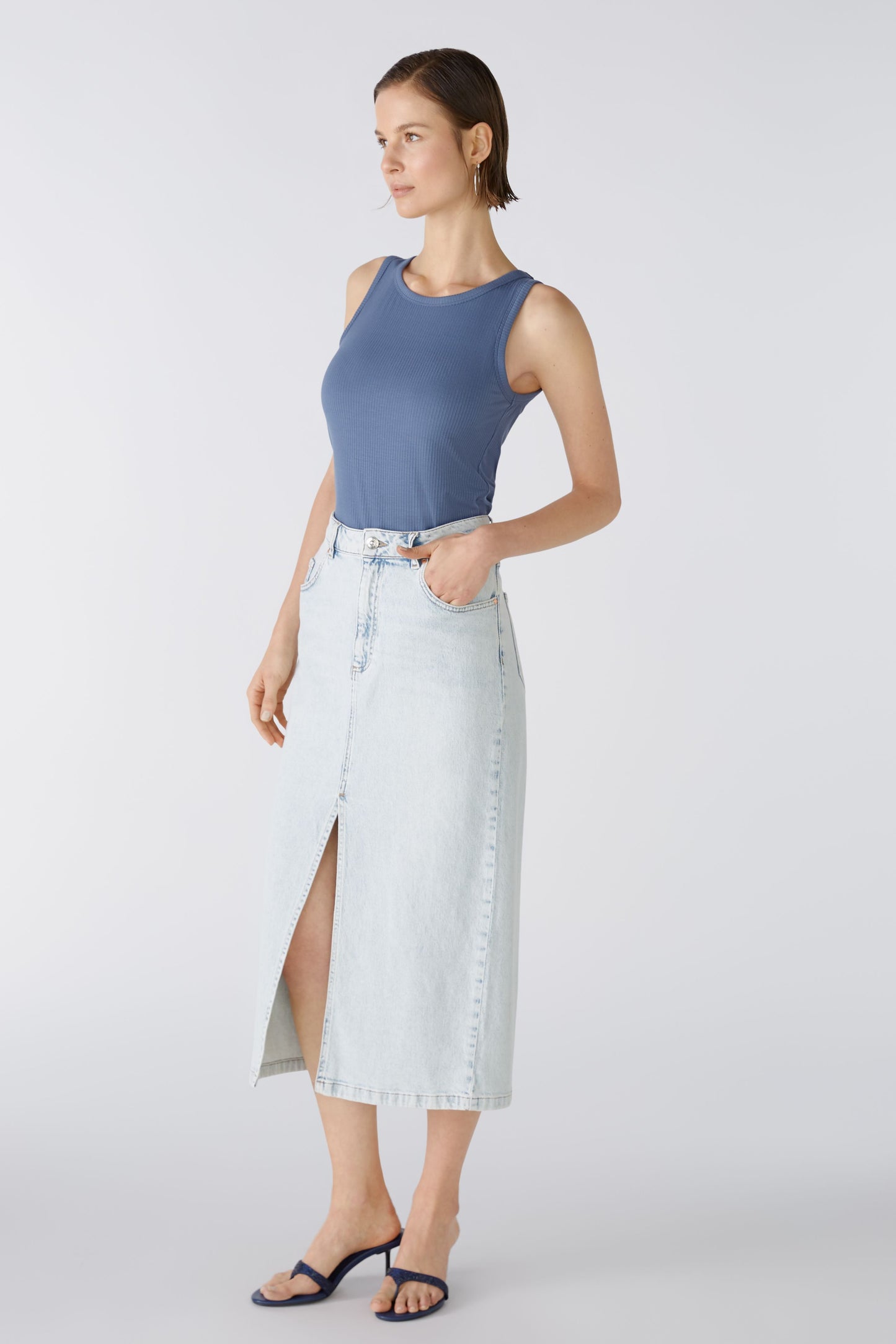 O 86729 Denim blue split front skirt maxi