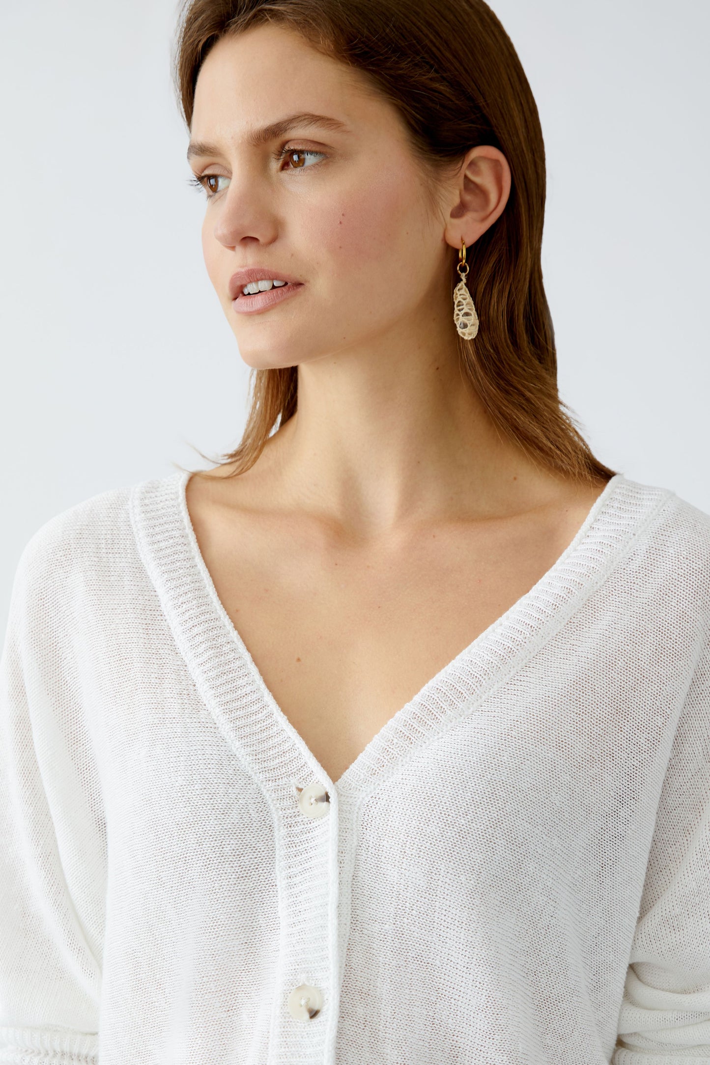 O 92876 Linen V-neck boxy cardigan