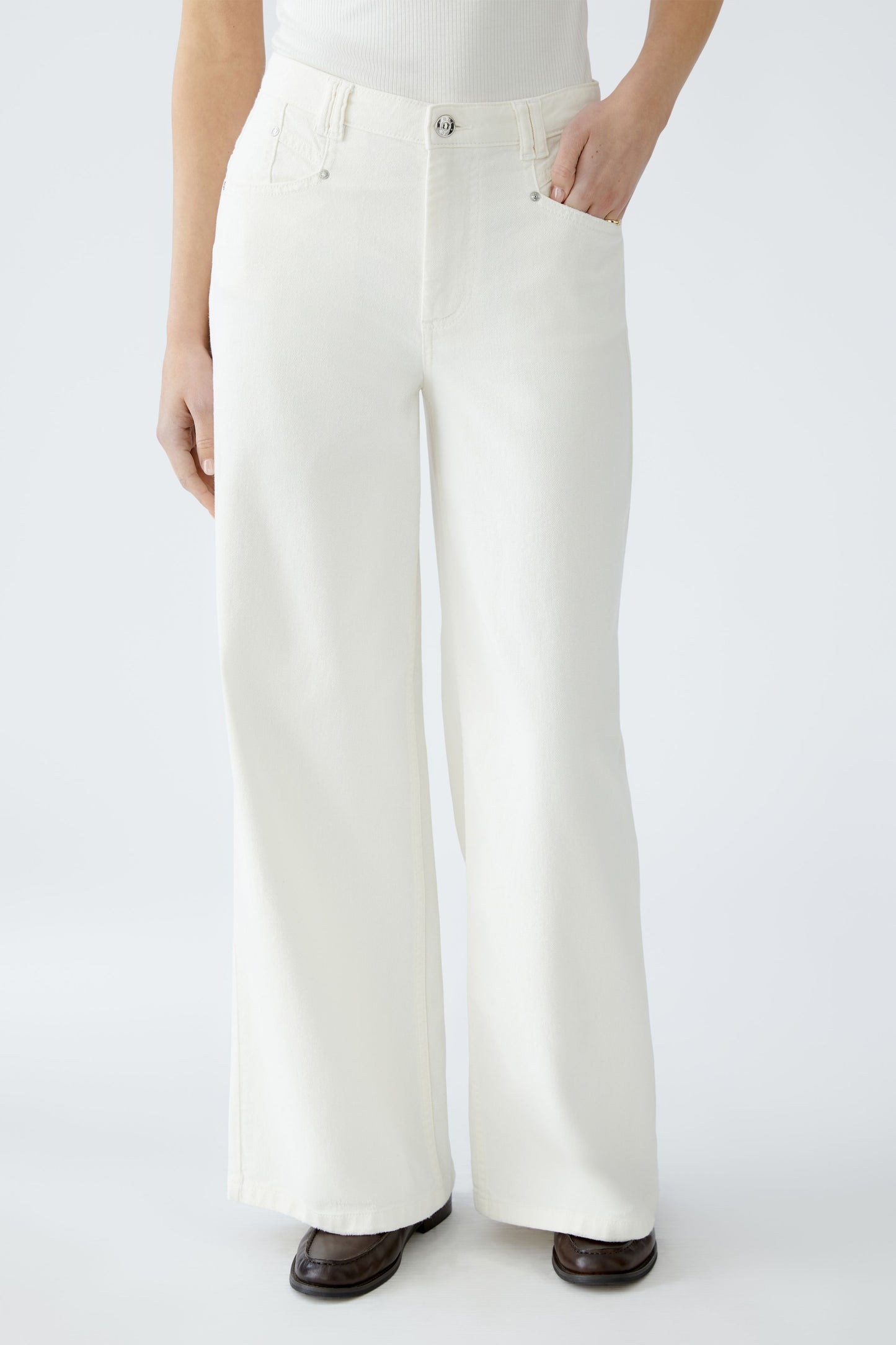 O 92714 High Rise wide leg jeans