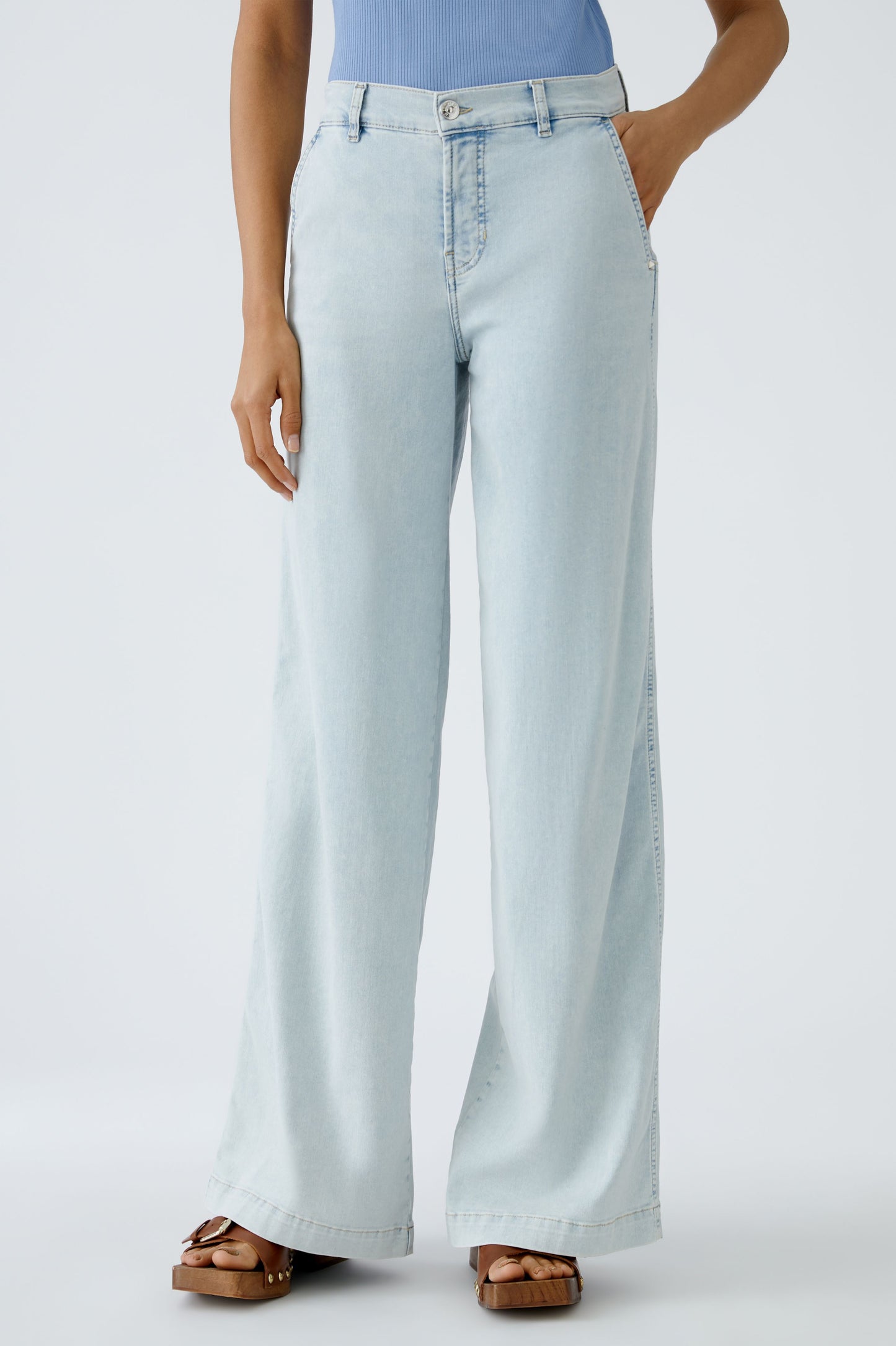 O 93228 Wide leg cotton/modal jeans