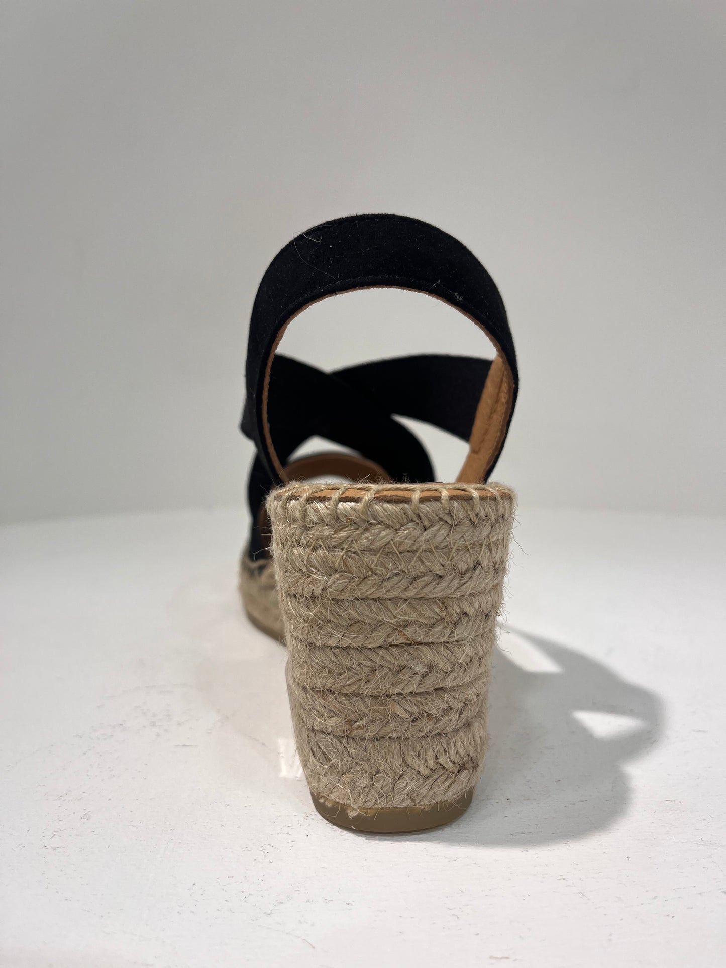 K KV8071 Suede vamp X-elastic mid wedge sandal