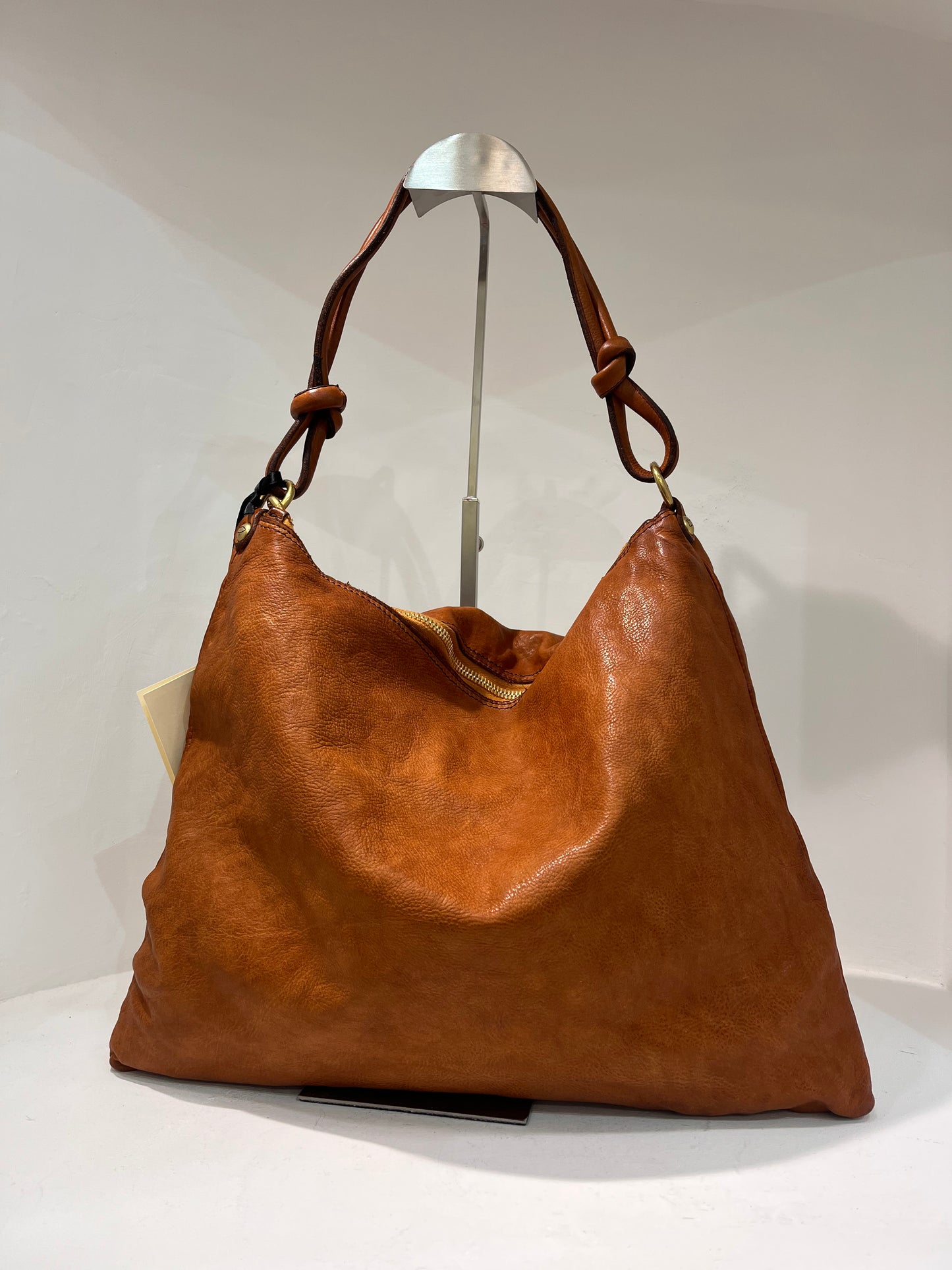 C C040610 Medium knot strap shoulder bag