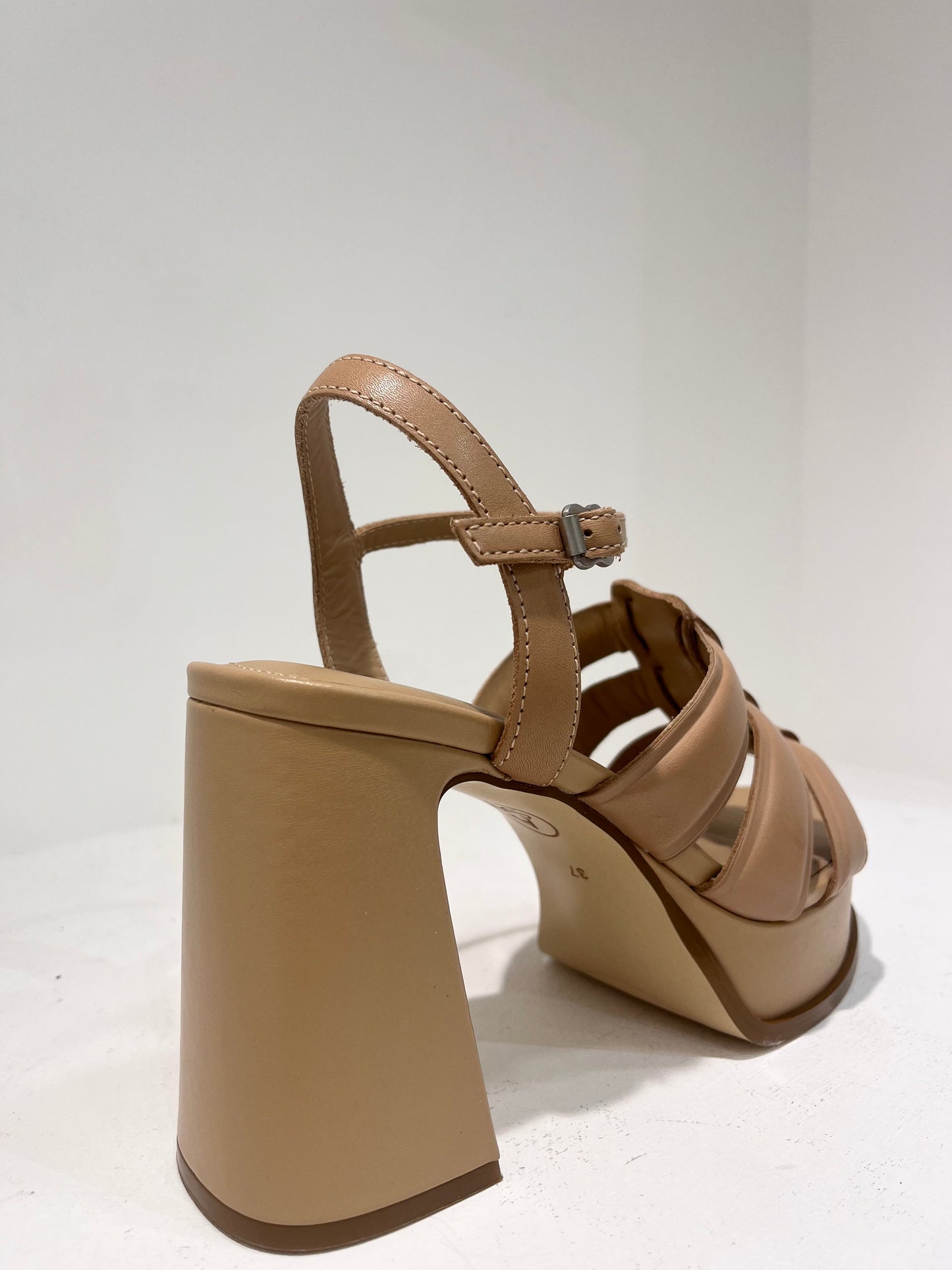 A Mina02 block high heel platform lea sandal