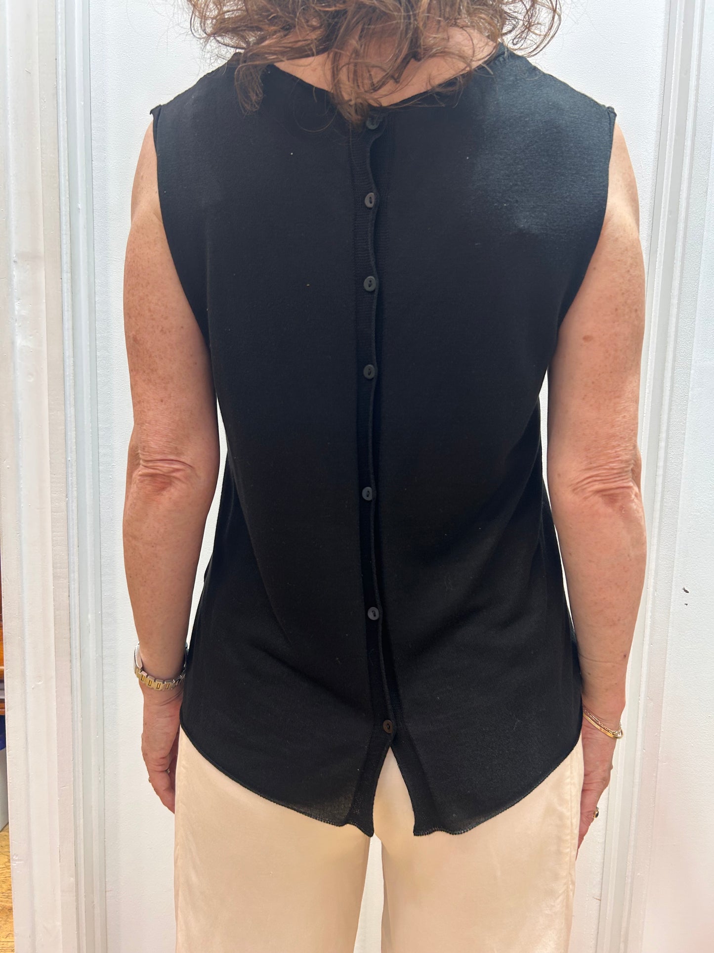 T Z0700 Silky knit button back tank