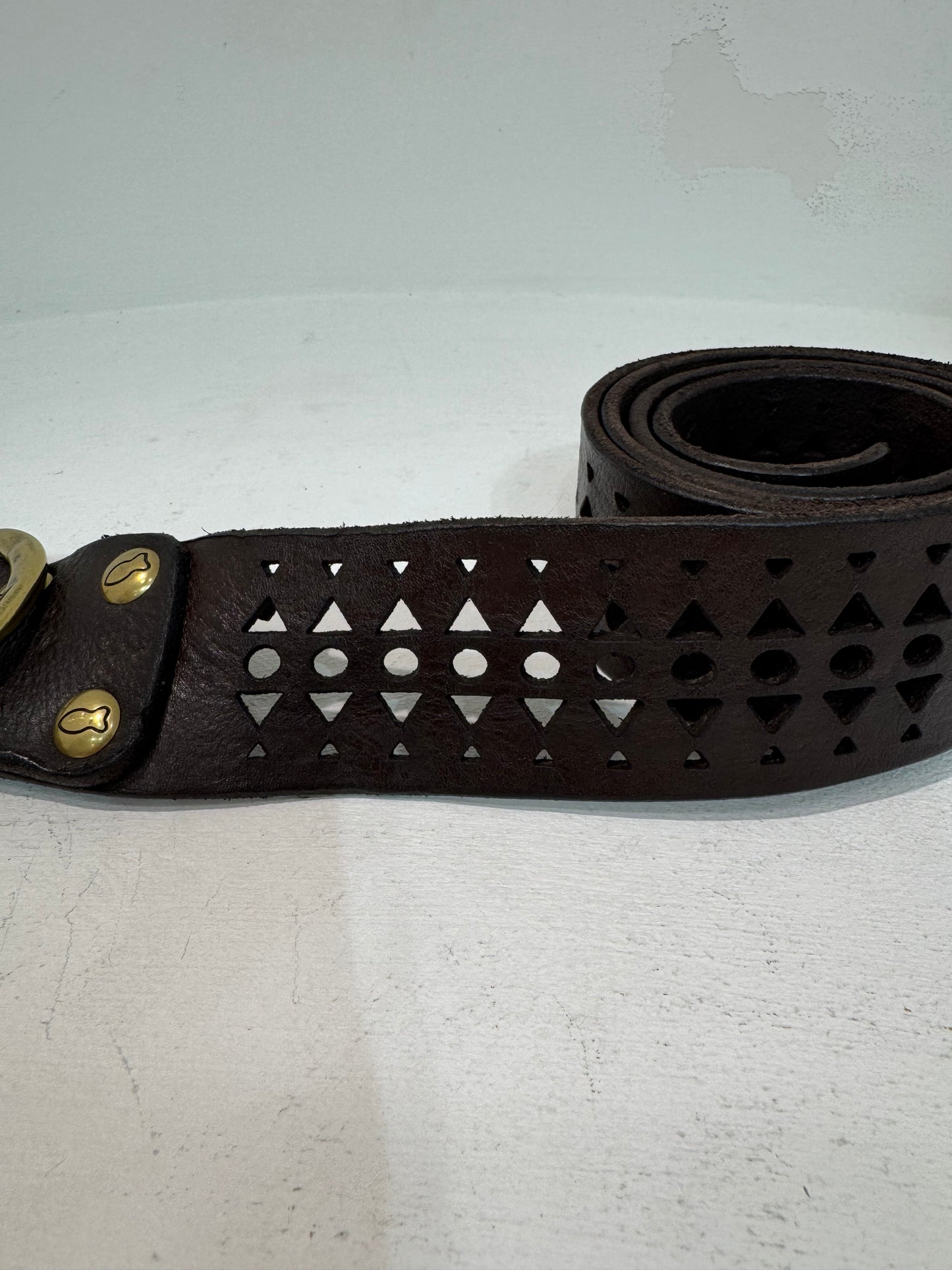Ca C027490nd Laser cut wide belt