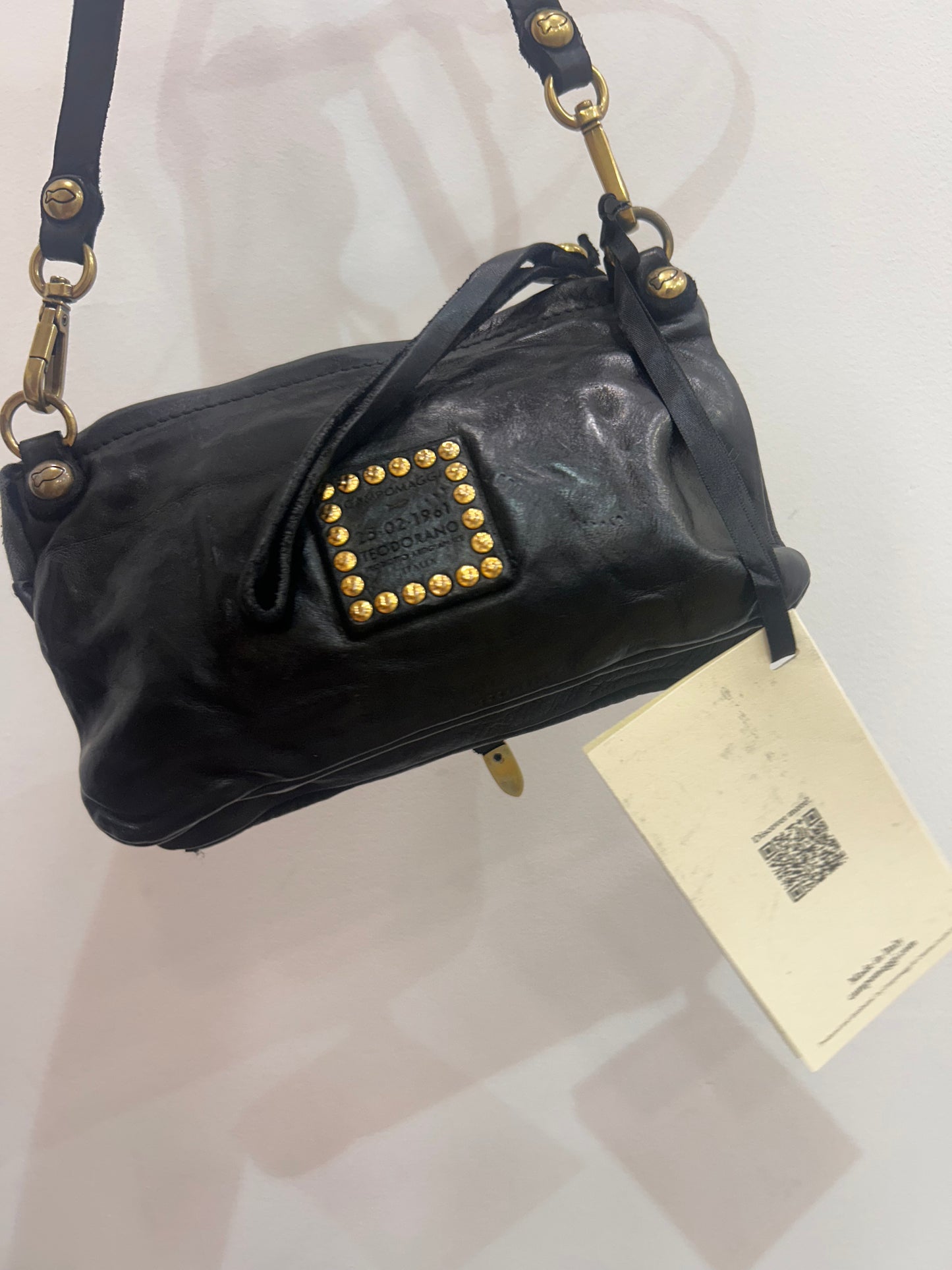 C 34070 Small satchel with buckle pocket trim