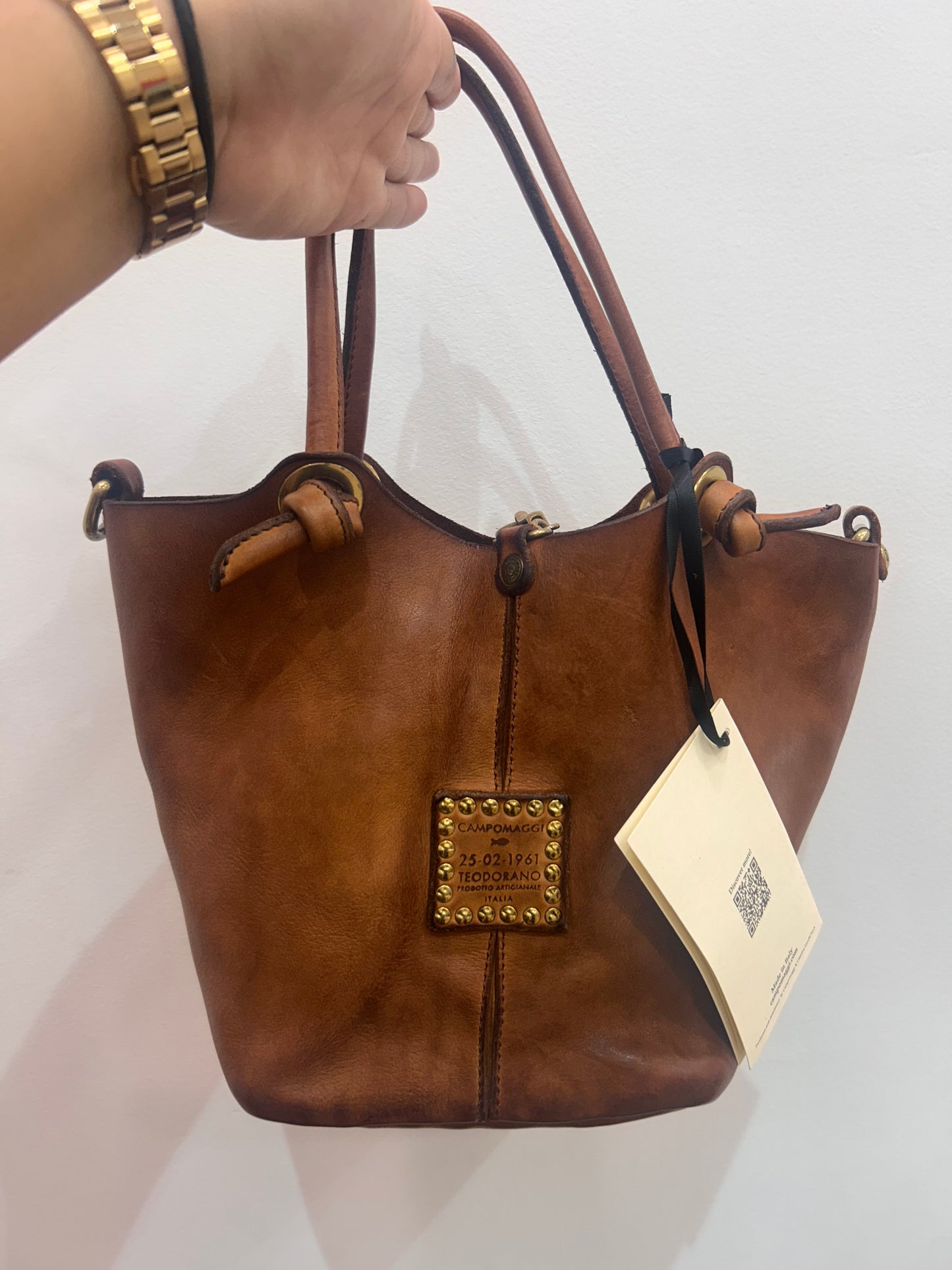 C 41060 Panelled knot strap small bucket bag