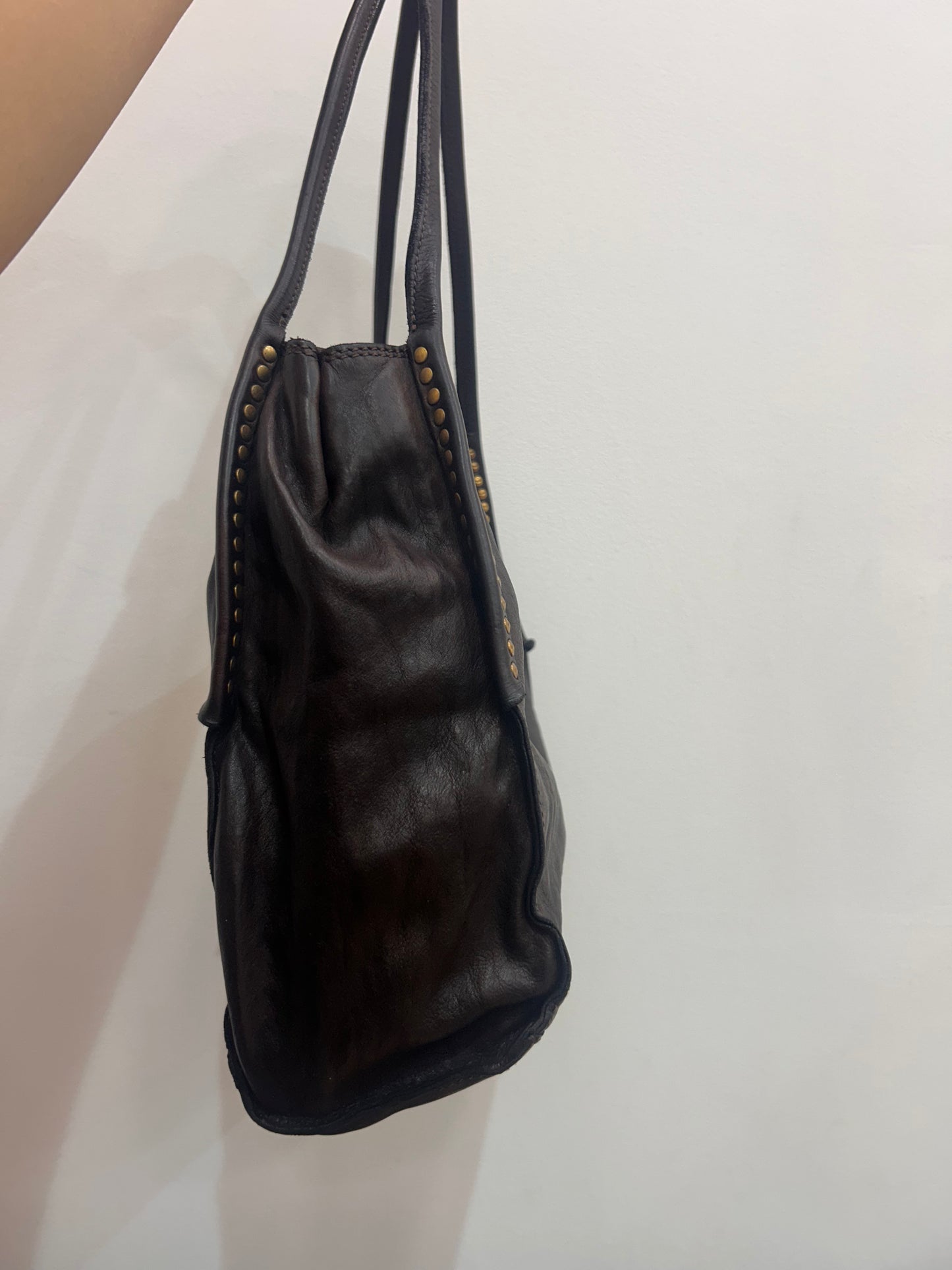 C 41860 2 handle medium stud trim bag