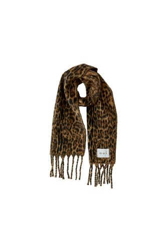 O 100002 Leopard print fluffy scarf