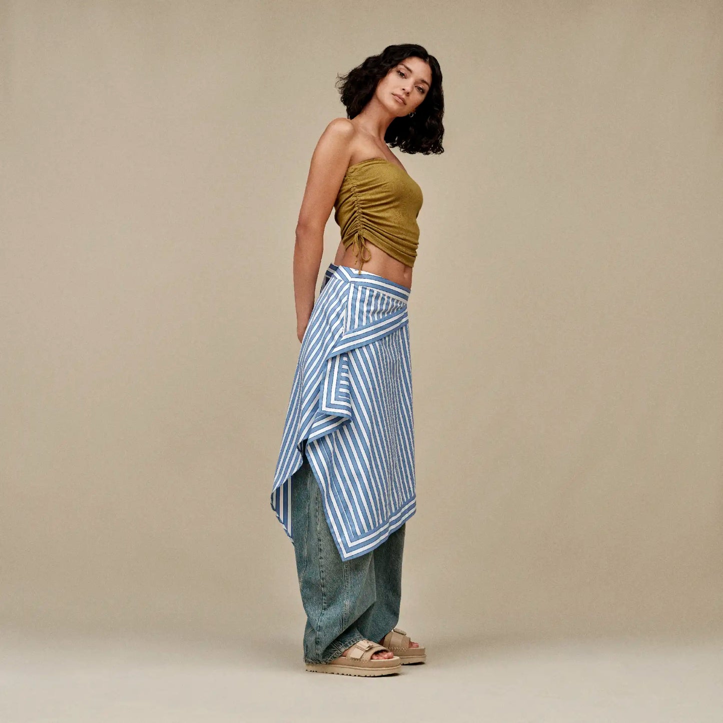 U 1167392 Goldenstar Villa