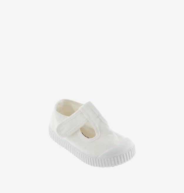 V 1136625 Tbar canvas playshoe