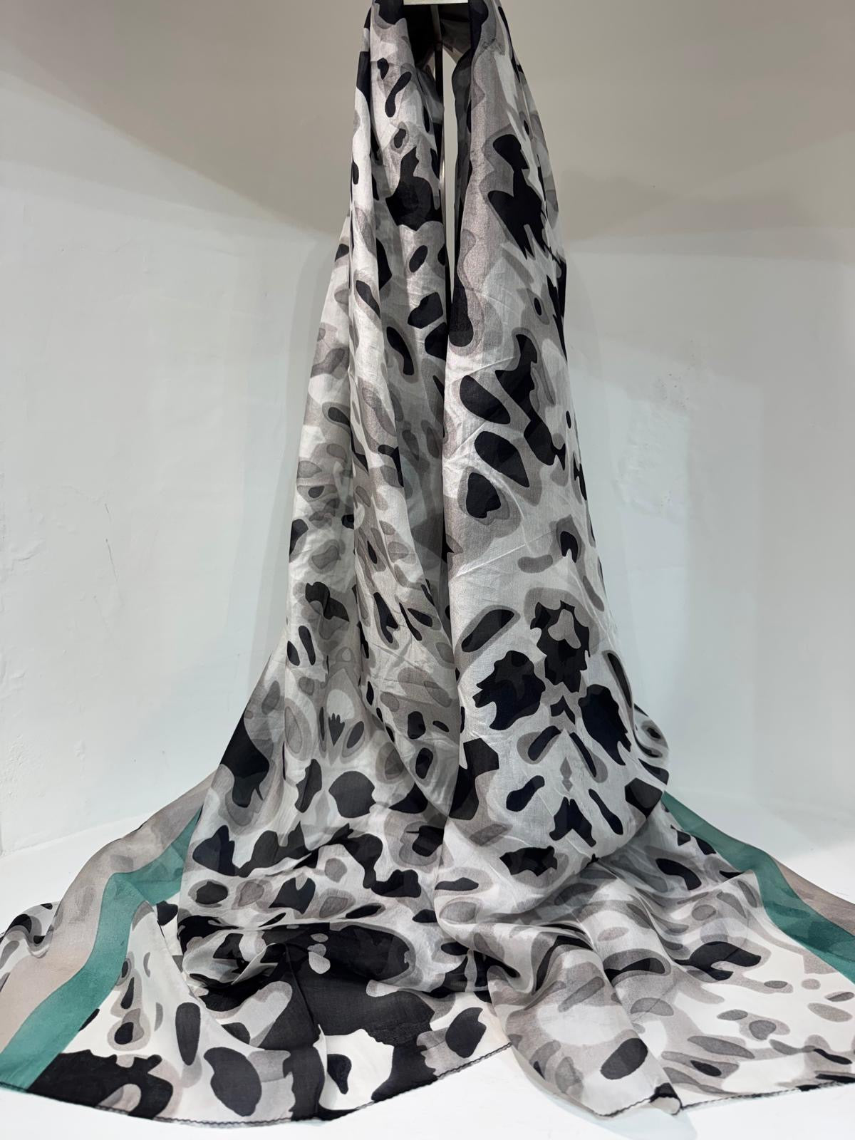 N SS26N4 Silk med