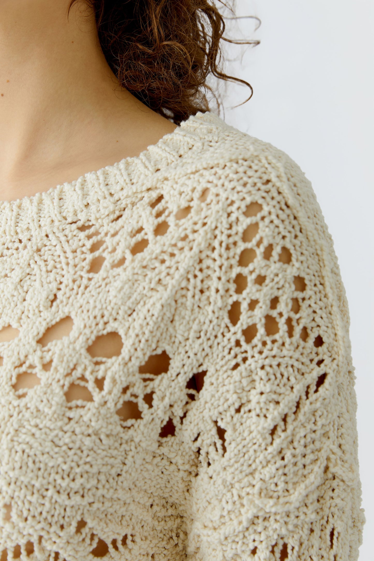 O 96493 Open patterned knit jumper