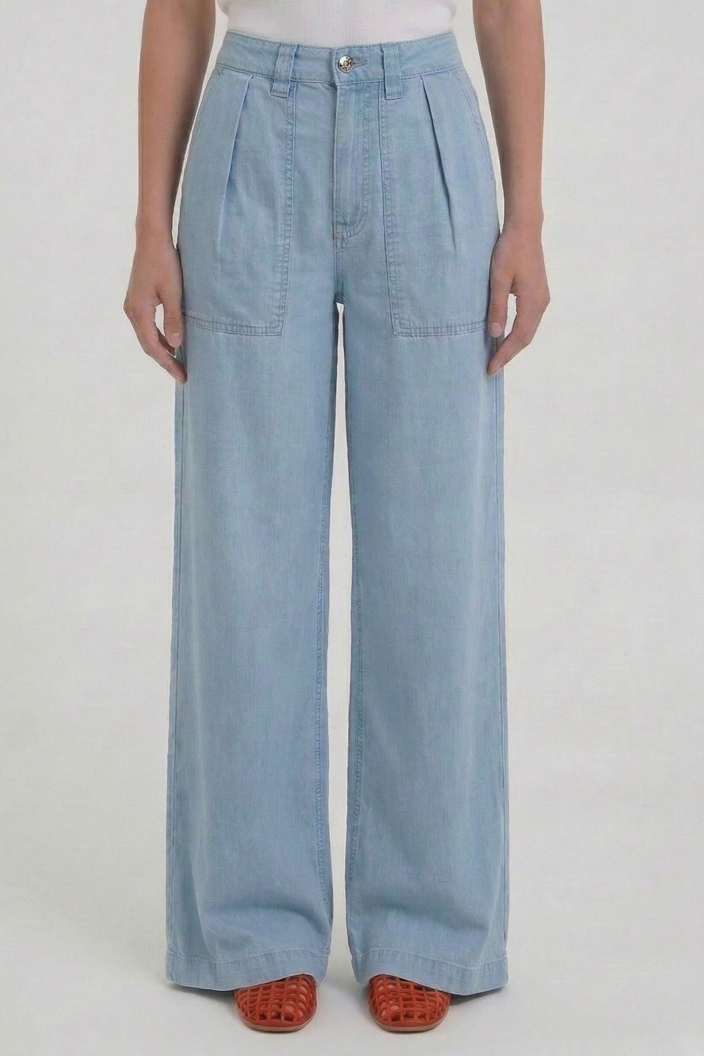 O 96827 Patch pocket high waist trousers