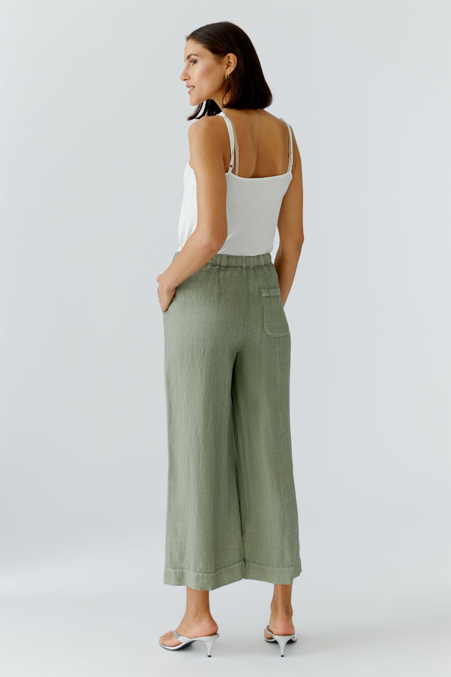 O 97142 Seem detail wide leg linen trousers