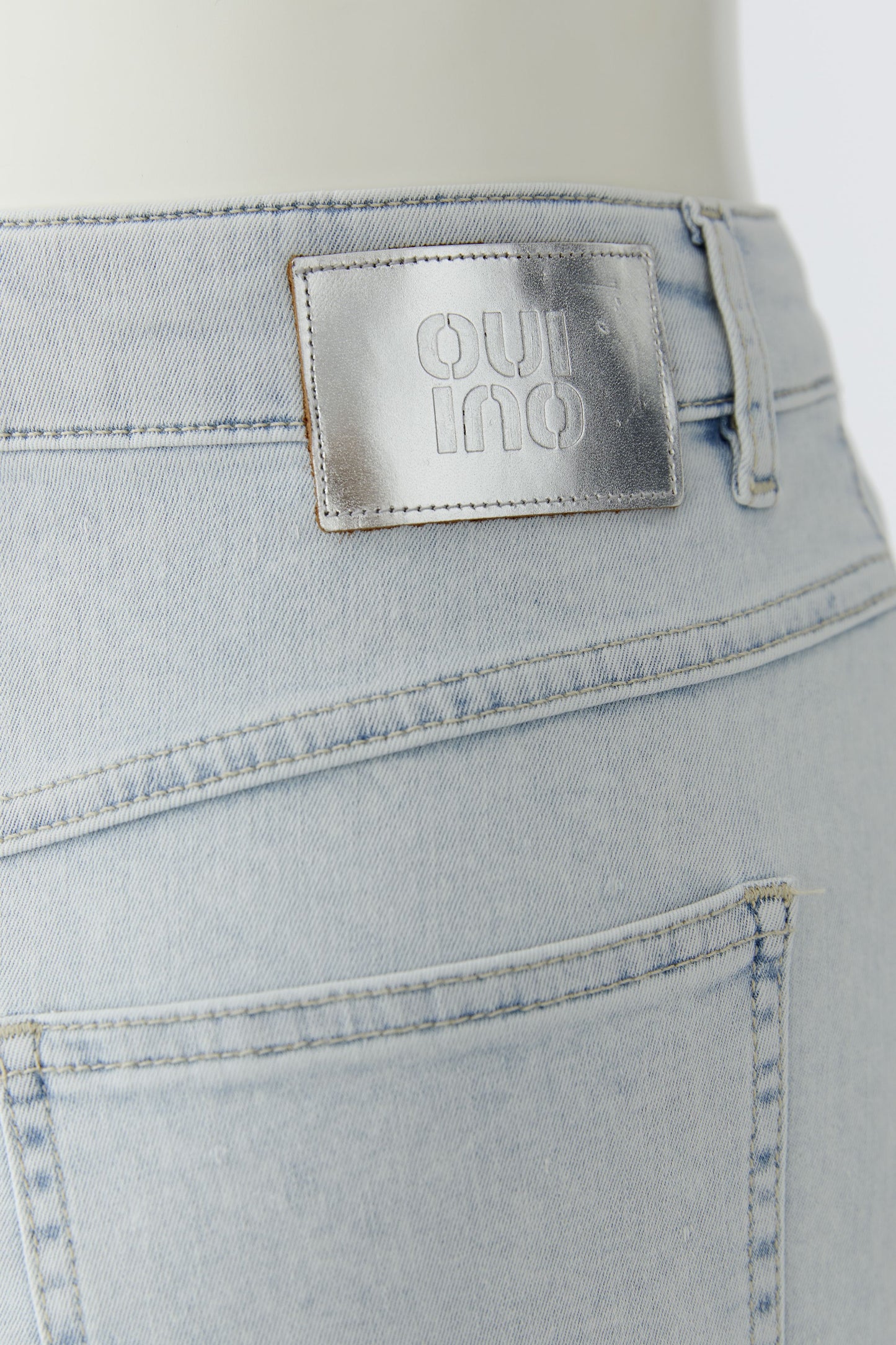 O 97186 Denim midi skirt
