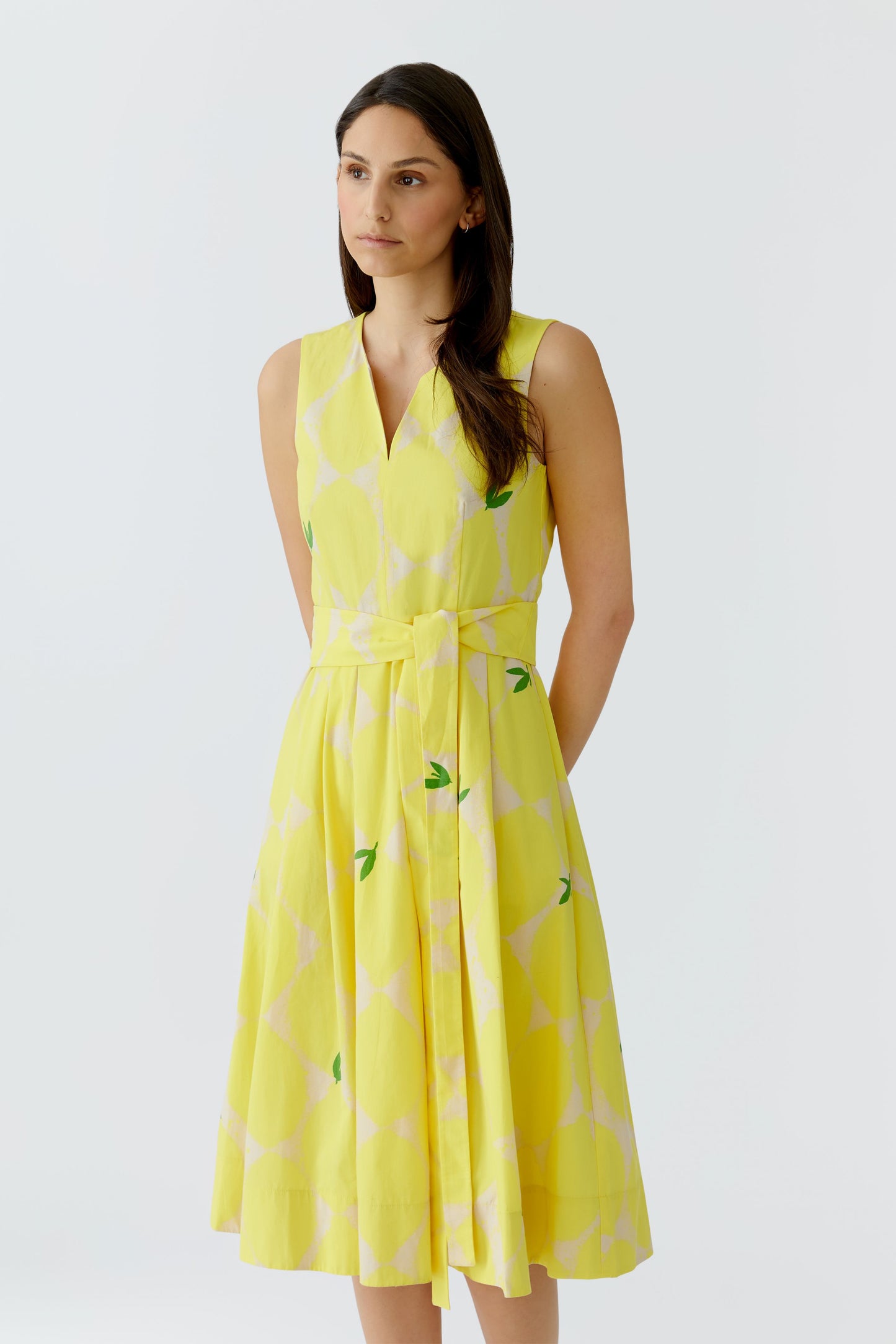 O 97347 Lemon print vintage style dress