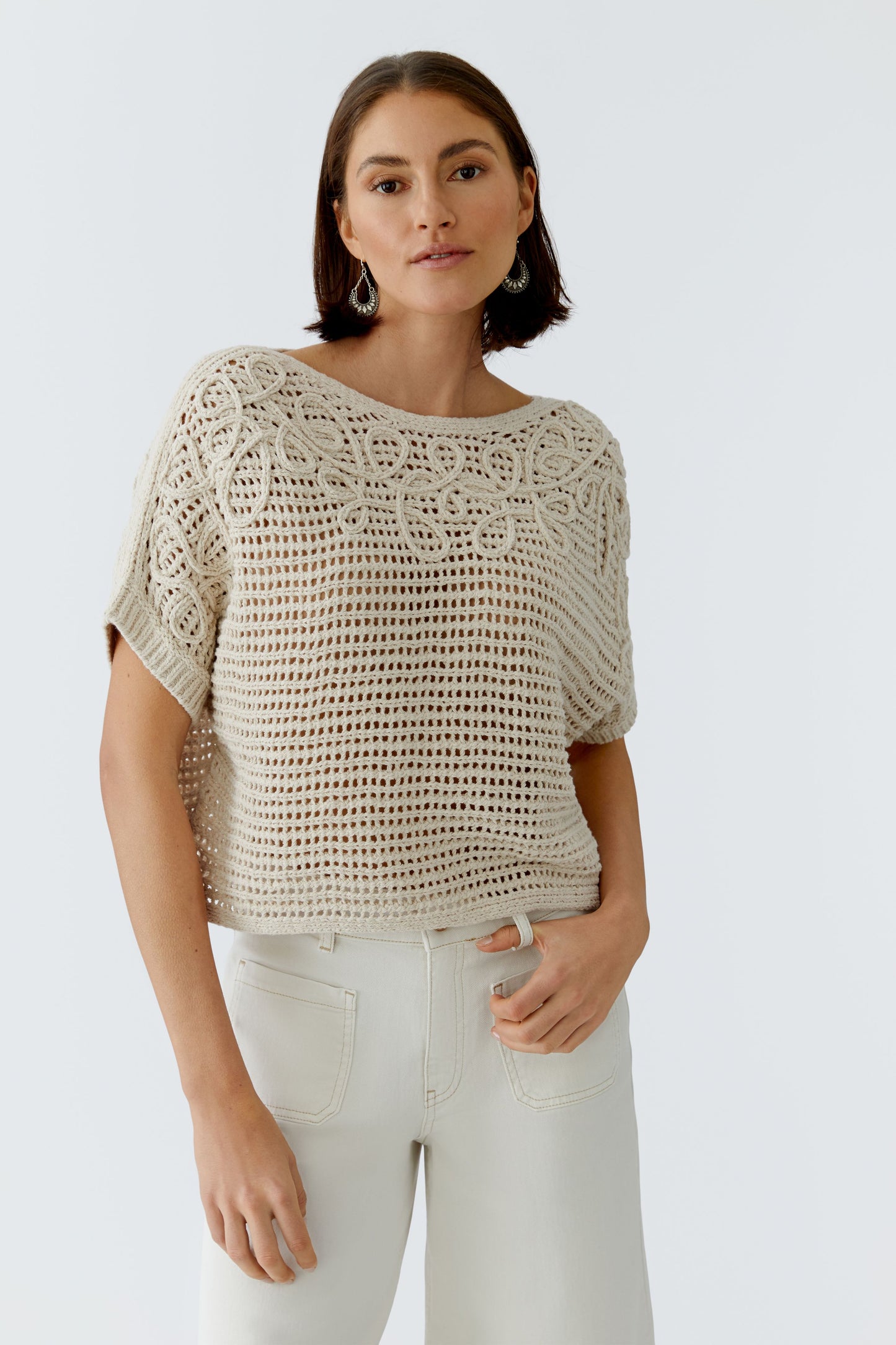 O 97438 Open decorative knit s/s top