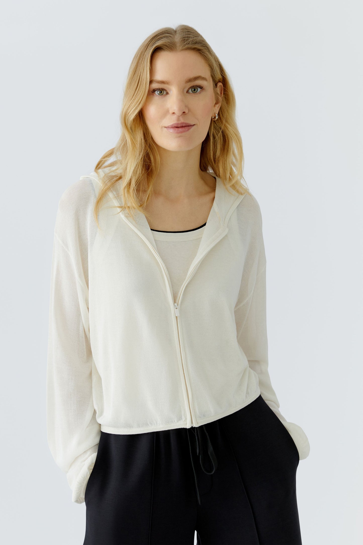 O 97895 Fine knit hoody