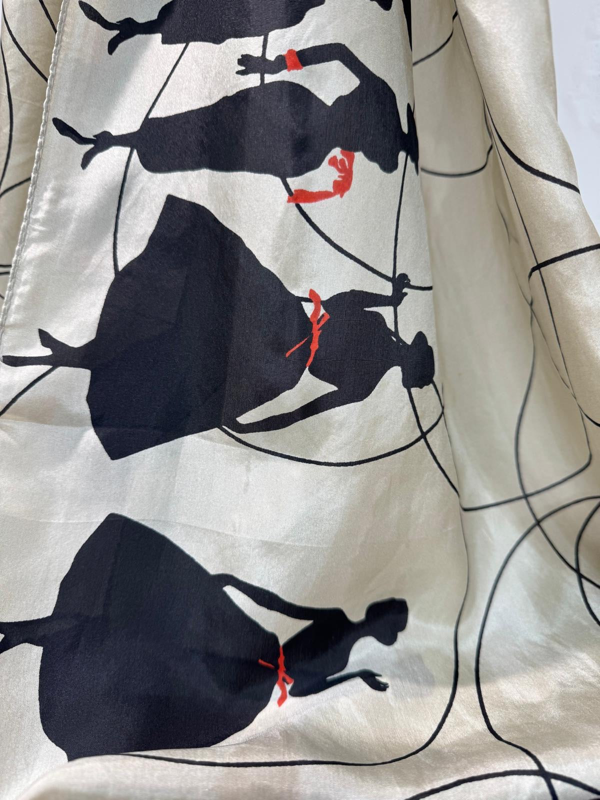 N SS26N6 Silk med