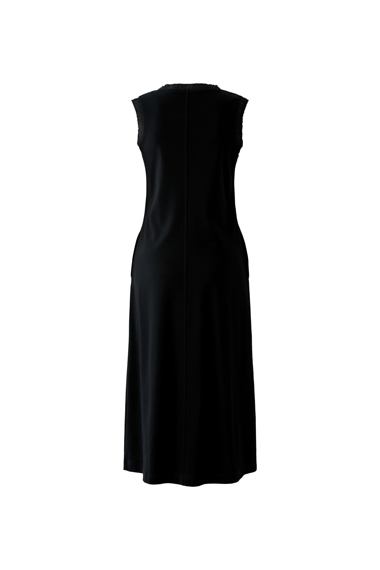 O 98820 Sleeveless dress