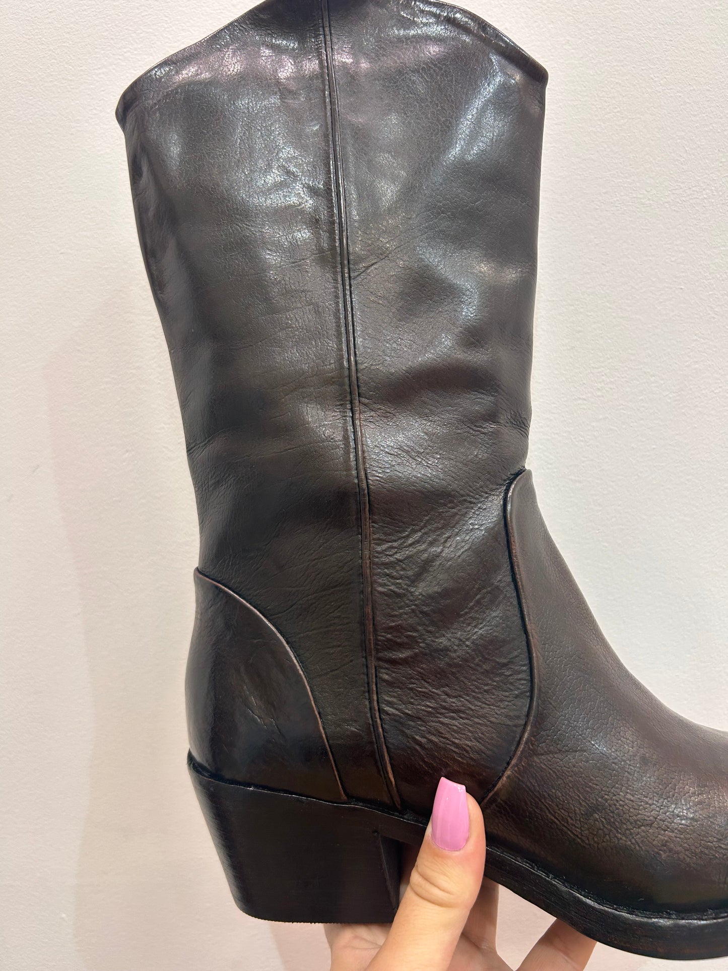 Z 252 21 14 7A washed leather 3/4 western boot