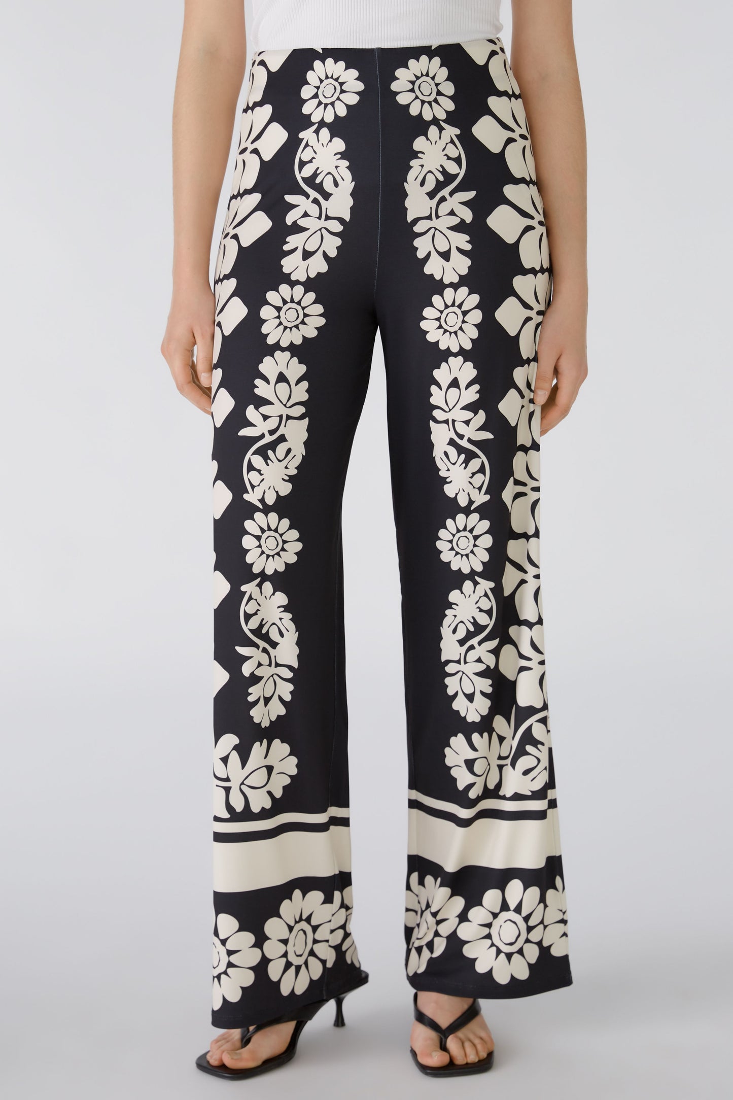 O 88258 Print stretch trousers