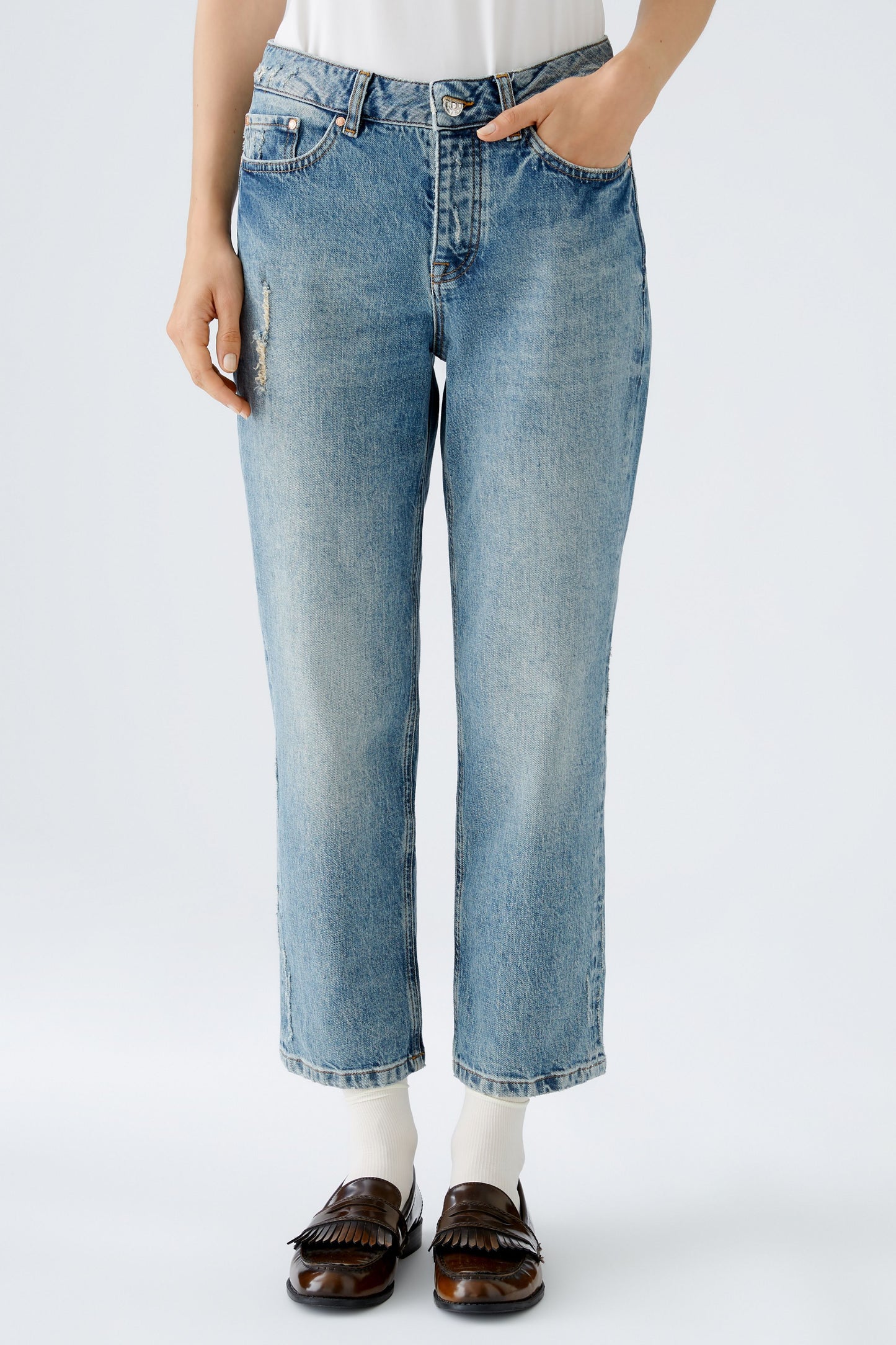 O 79811 Girlfriend distressed jeans