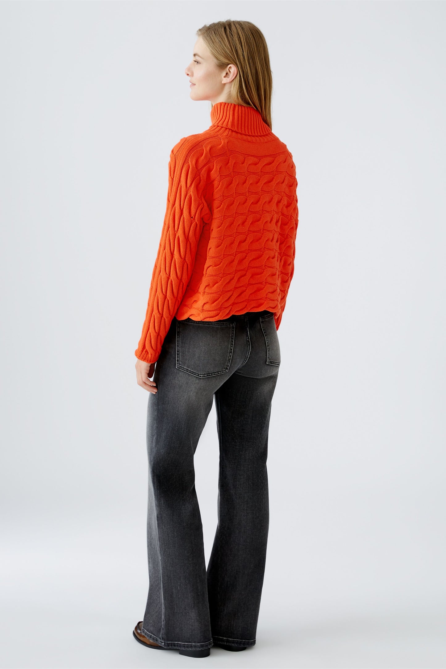 O 91595 Horizontal cable polo neck jumper