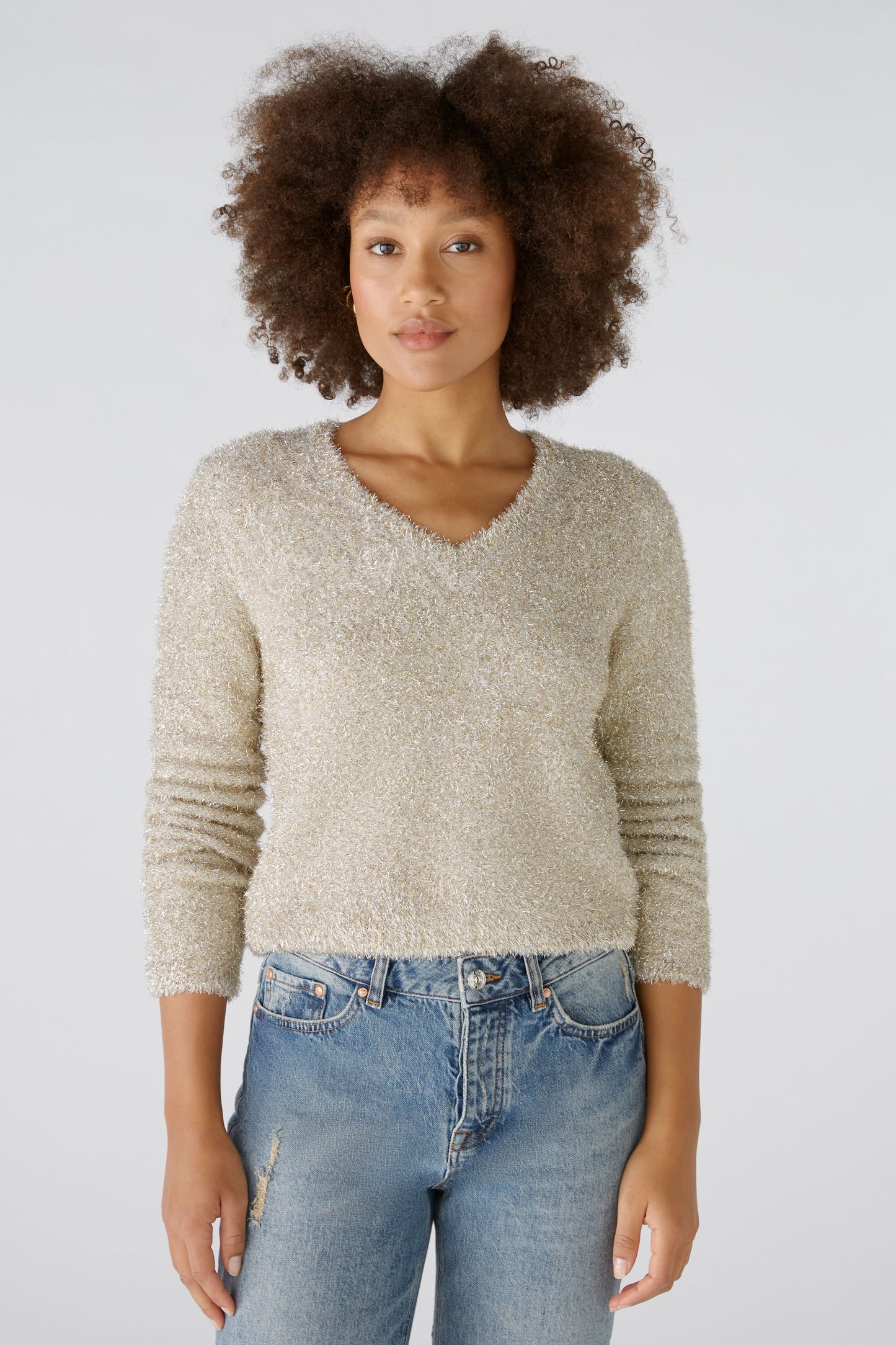 O 89192 Shimmer  V-neck short jumper