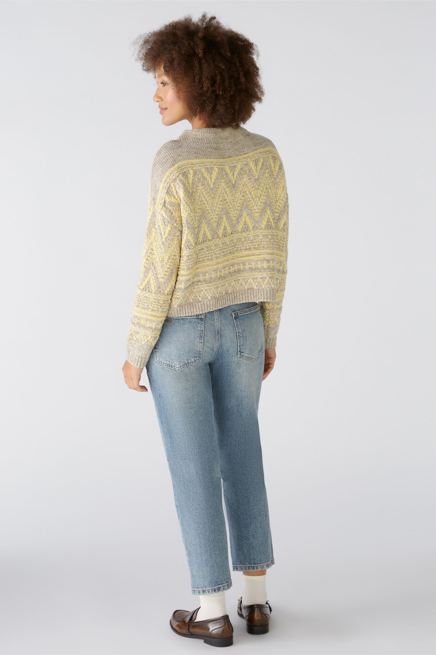 O 89171 Zigzag pattern jumper