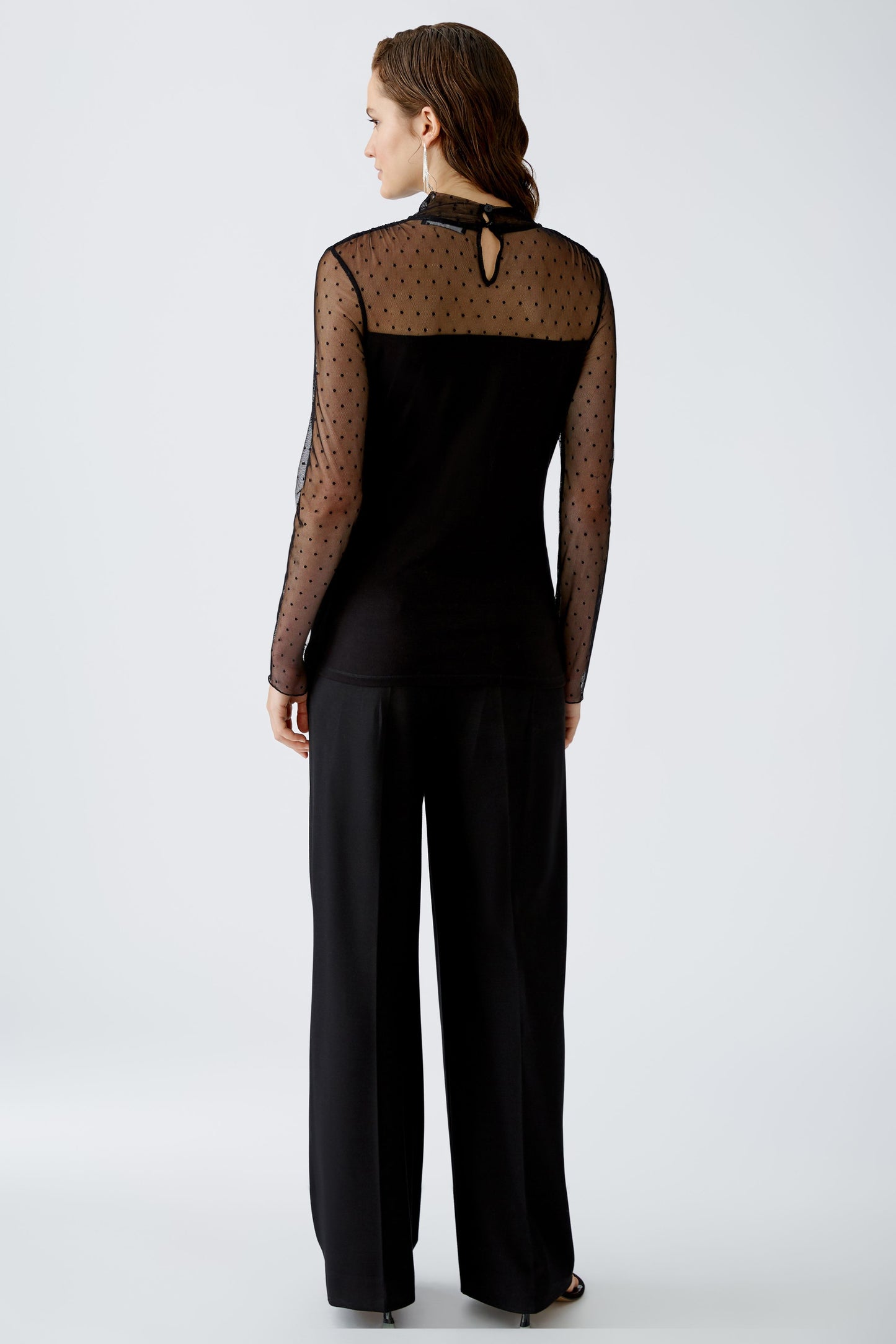 O 89010 Fine mesh & jersey turtle neck top