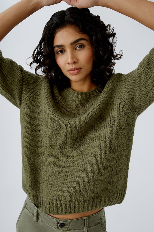 O 90604 Fluffy crew neck jumper