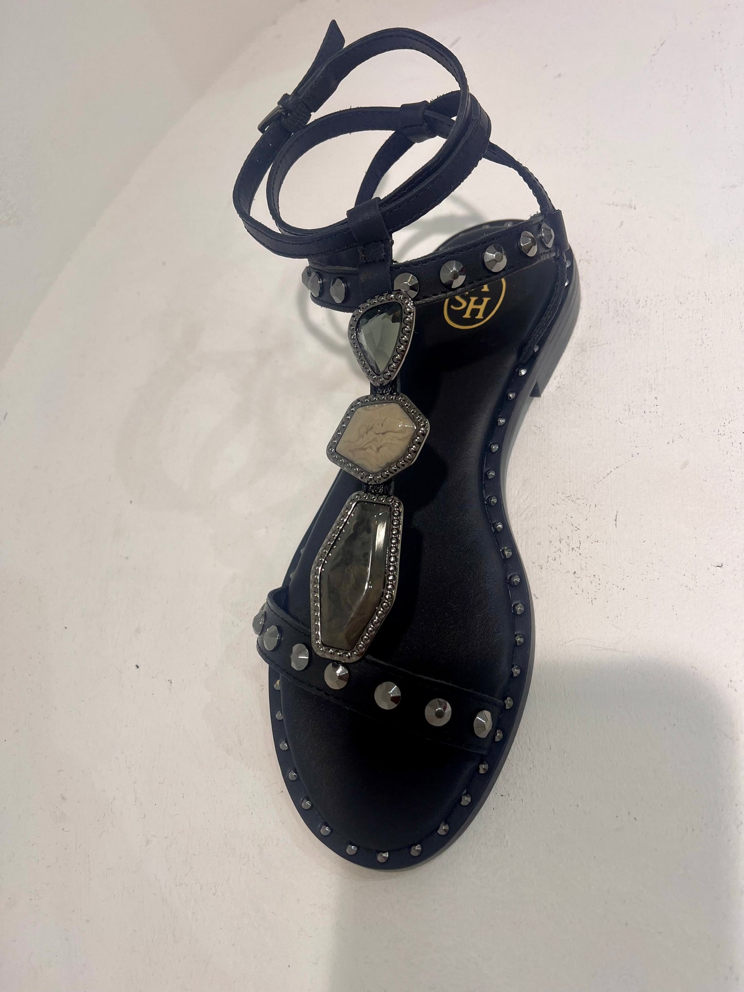 A Penny04 jewel stones sandals