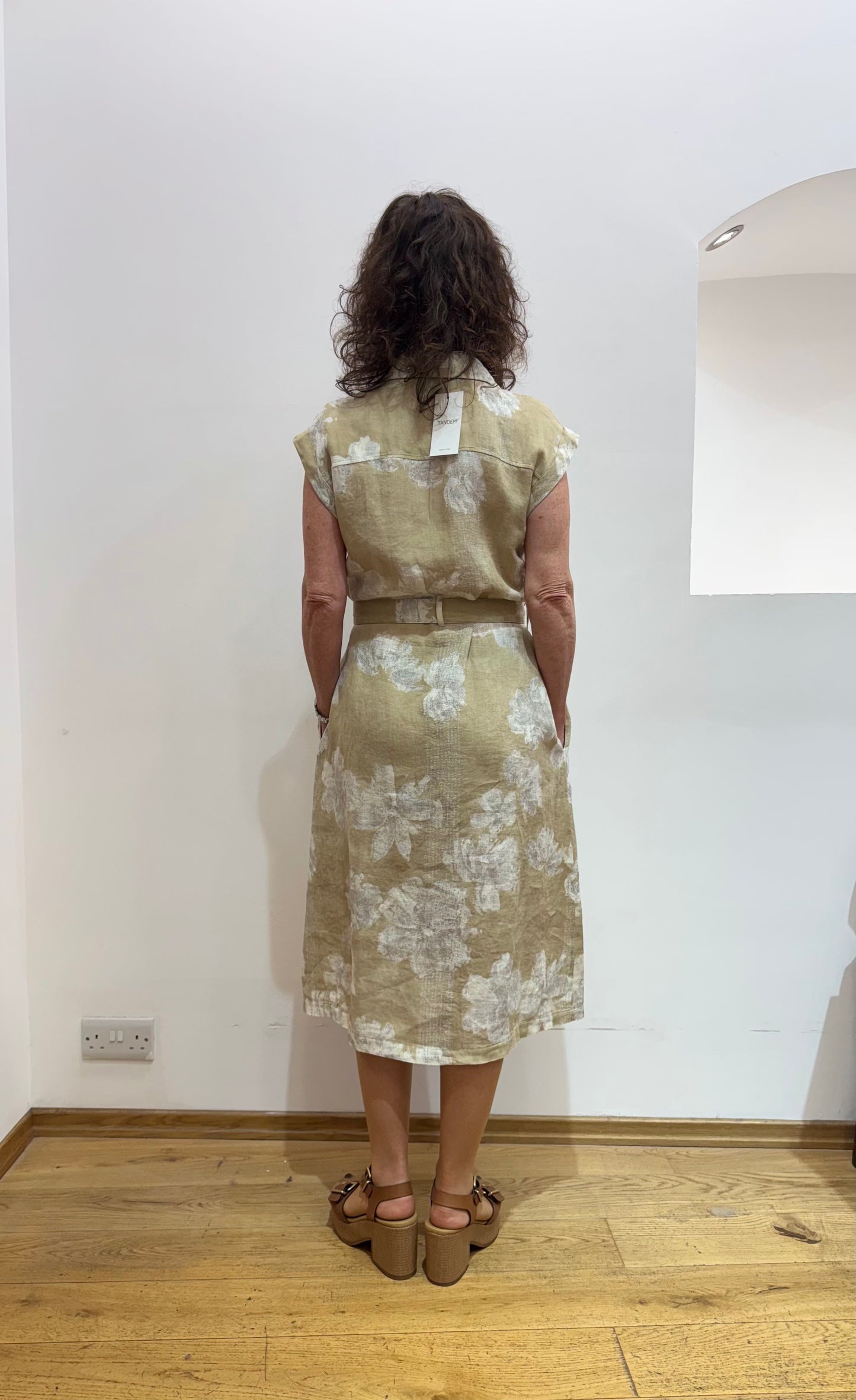 T Z5608 Handpainted floral linen dress