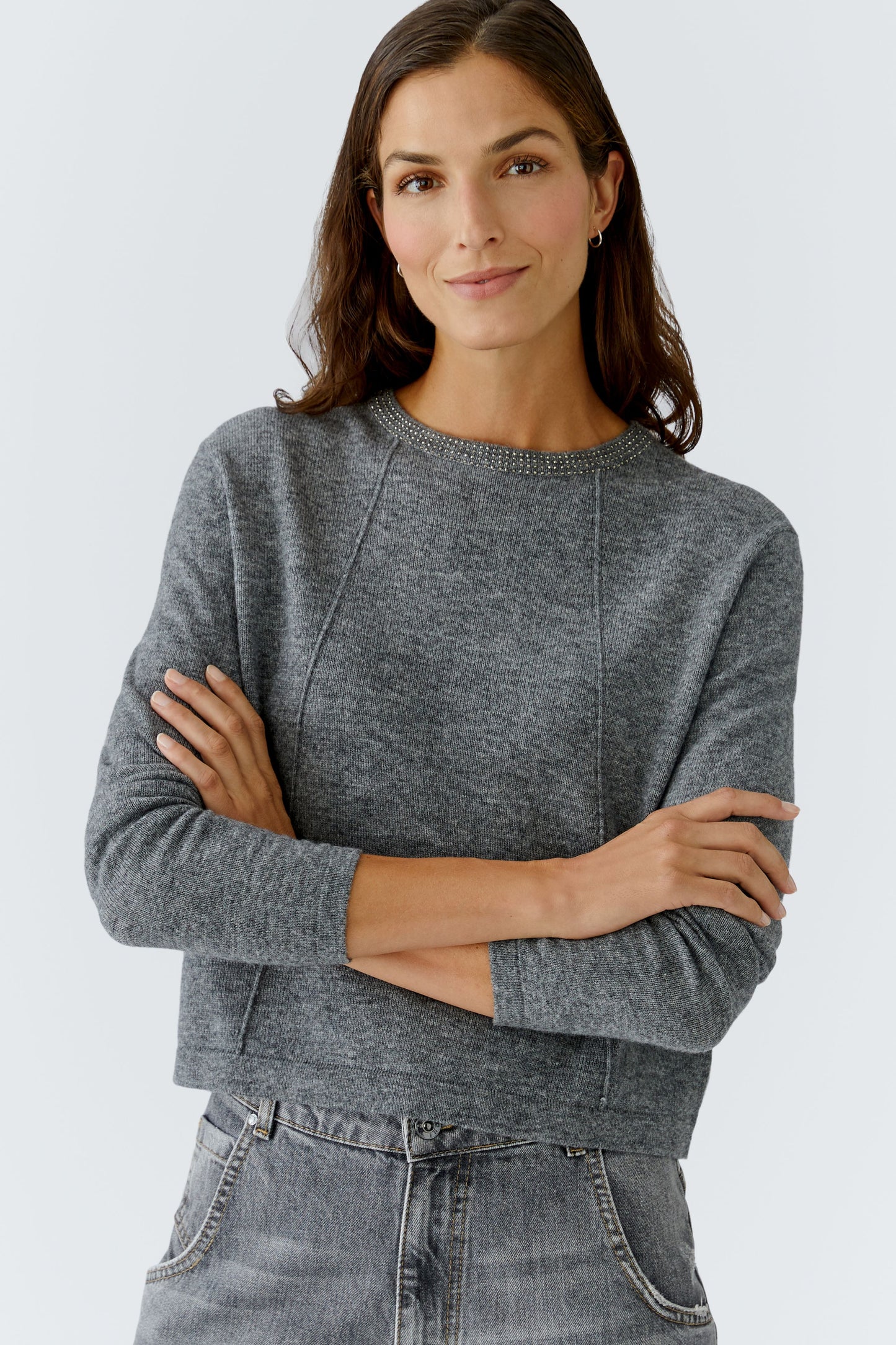 O 86044 Bead trim semi-fitted jumper