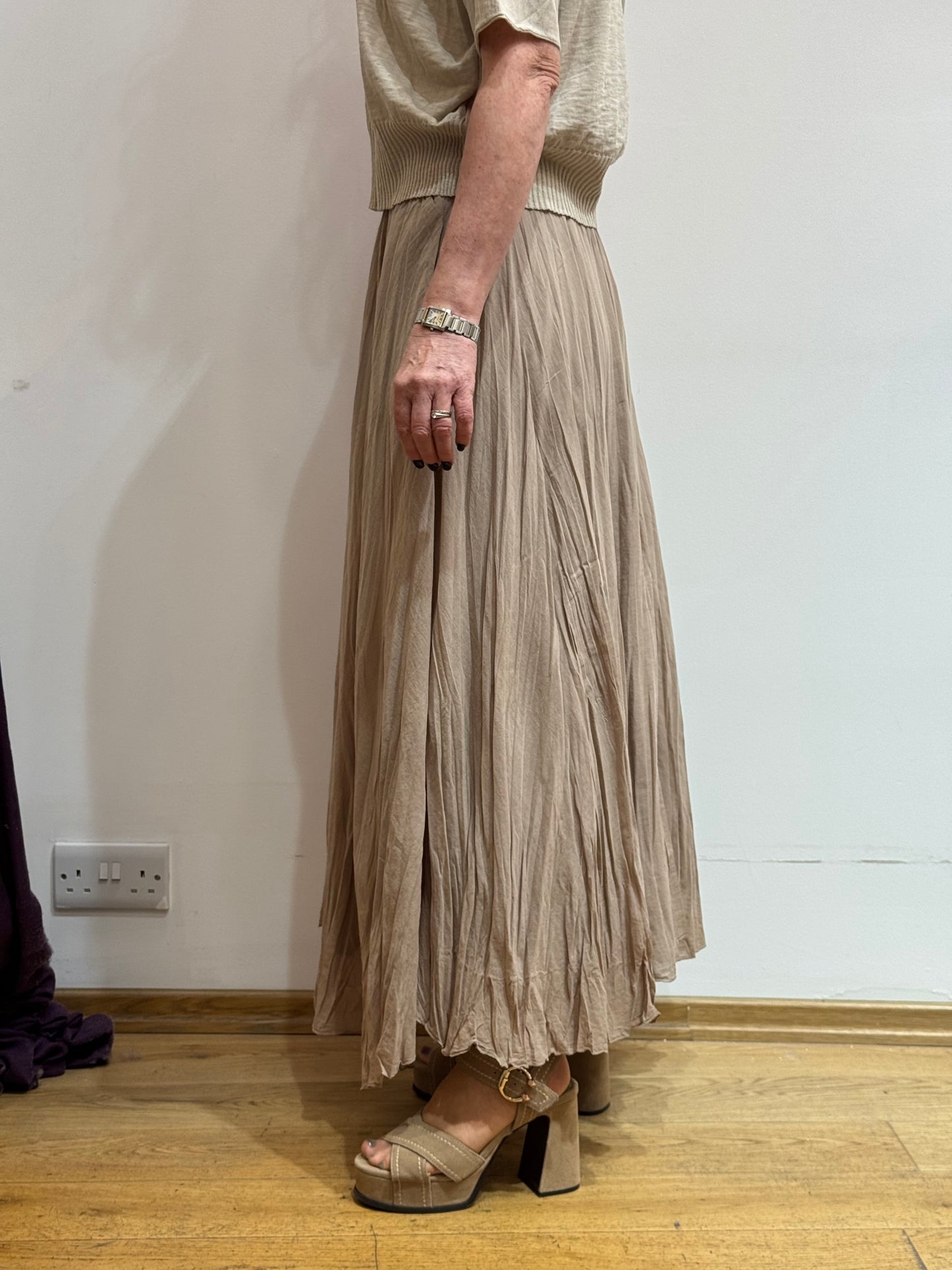 EC 26507504 Crinkle cotton maxi skirt