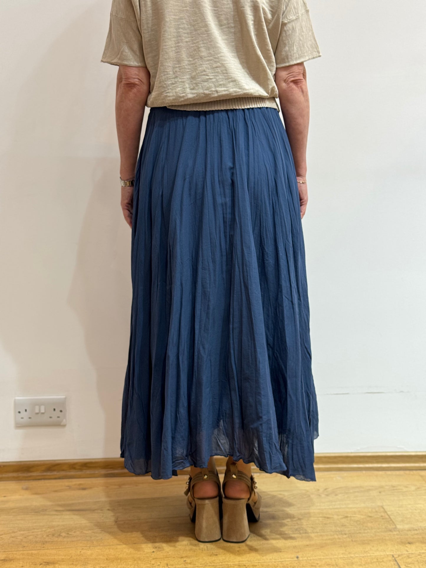 EC 26507504 Crinkle cotton maxi skirt