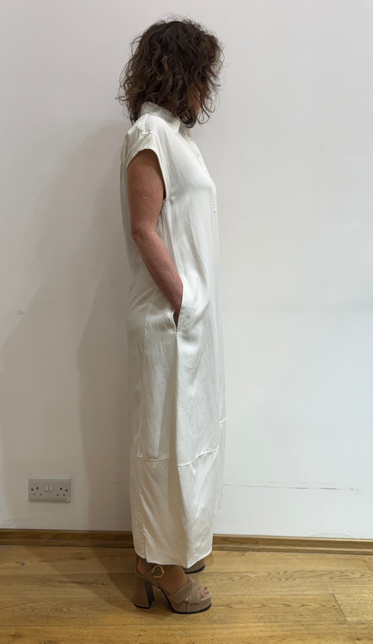 EC 12VO7083 Collared cap sleeve balloon maxi dress