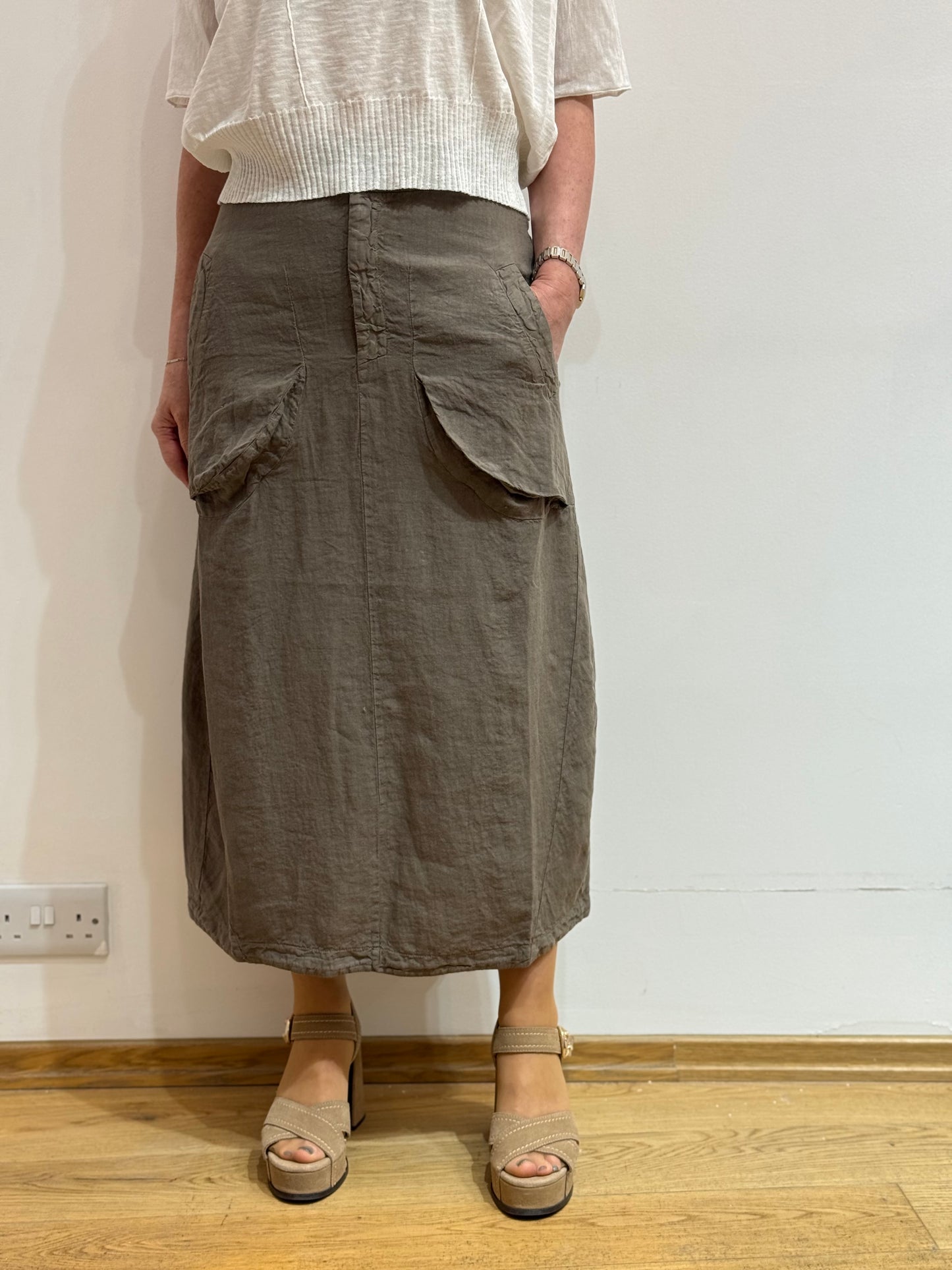 Tr D1303 Balloon linen skirt