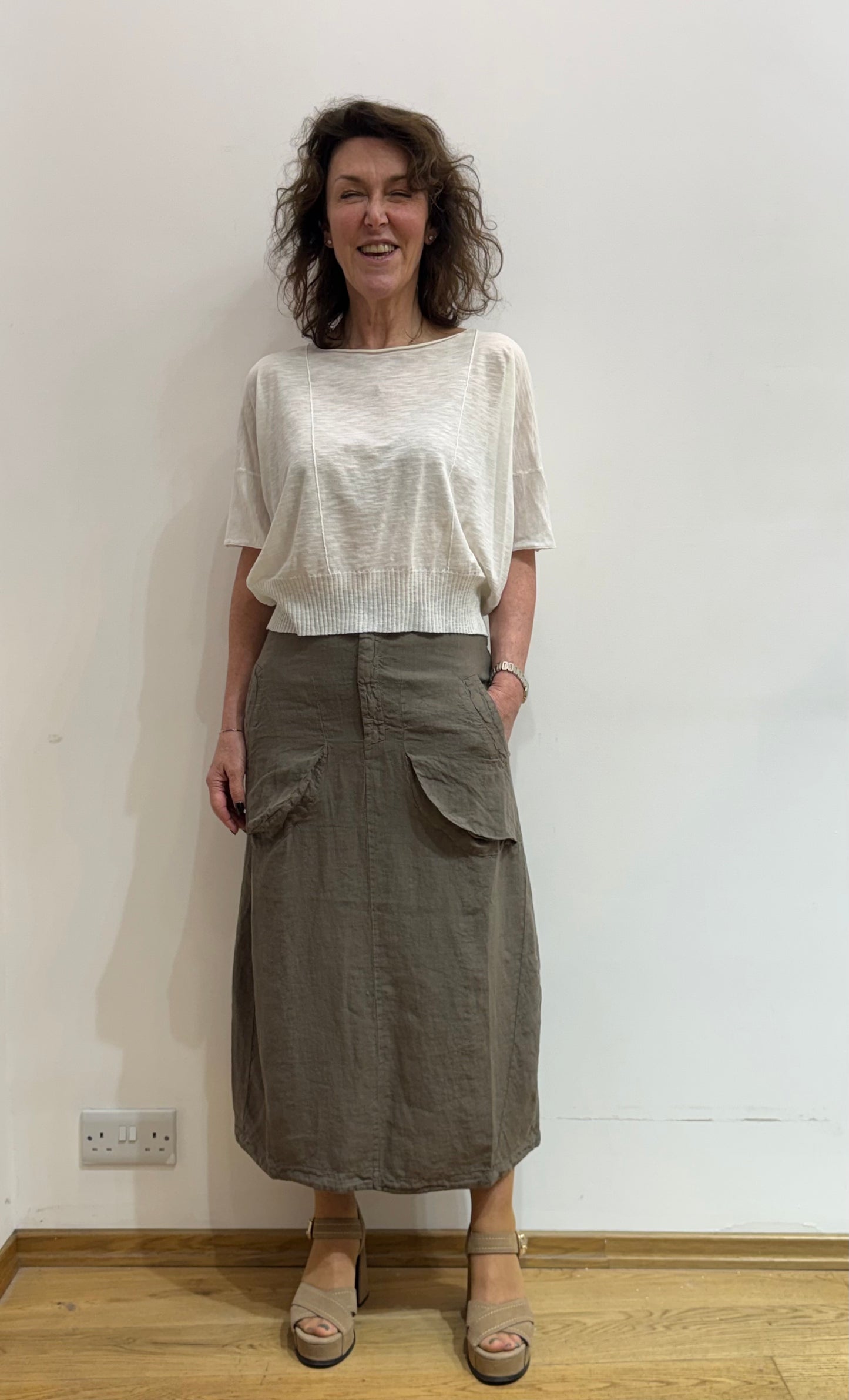 Tr D1303 Balloon linen skirt