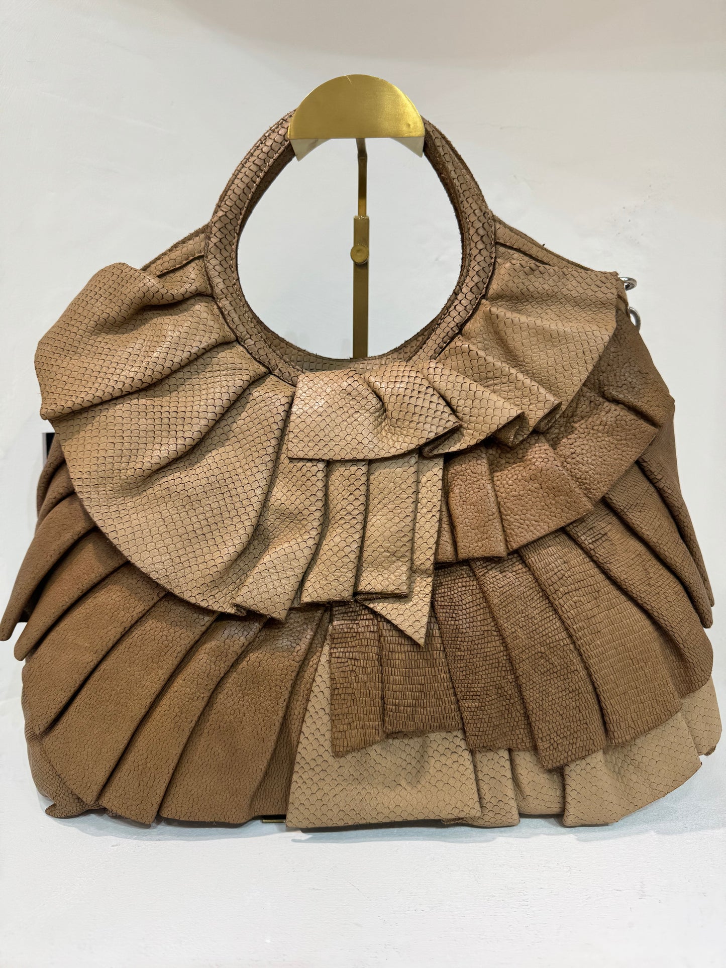 CL L13030 Multi frill medium shopper